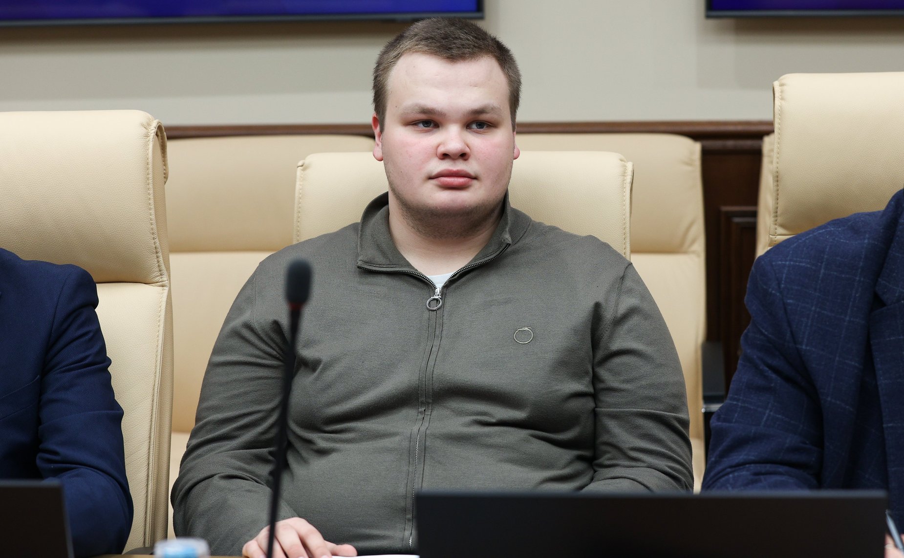 Круглый стол Комитета Совета Федерации по экономической политике на тему «Актуальные вопросы реализации национального проекта «Новые материалы и химия» в части малотоннажной химии. Подготовка кадров»