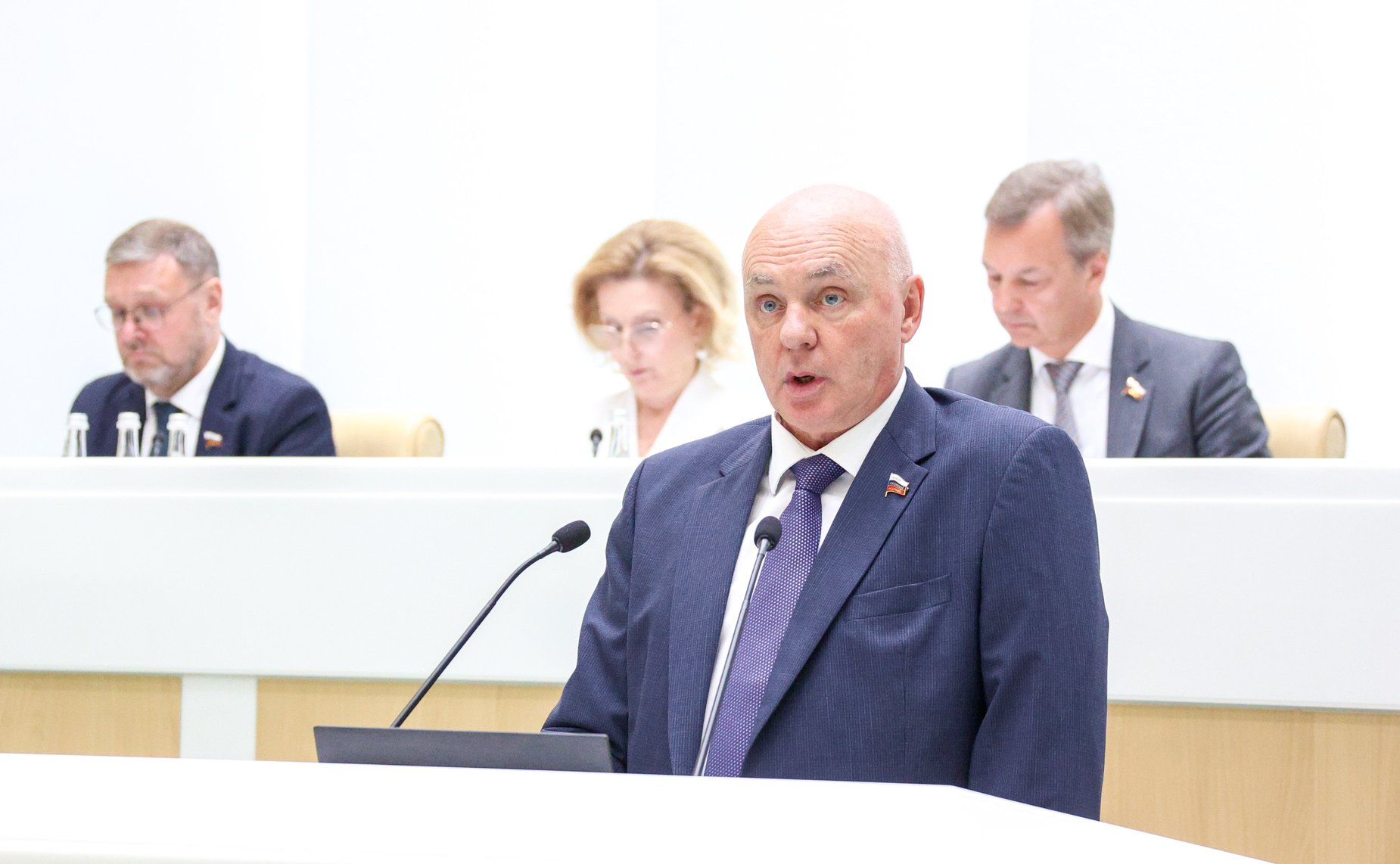 Андрей Шохин