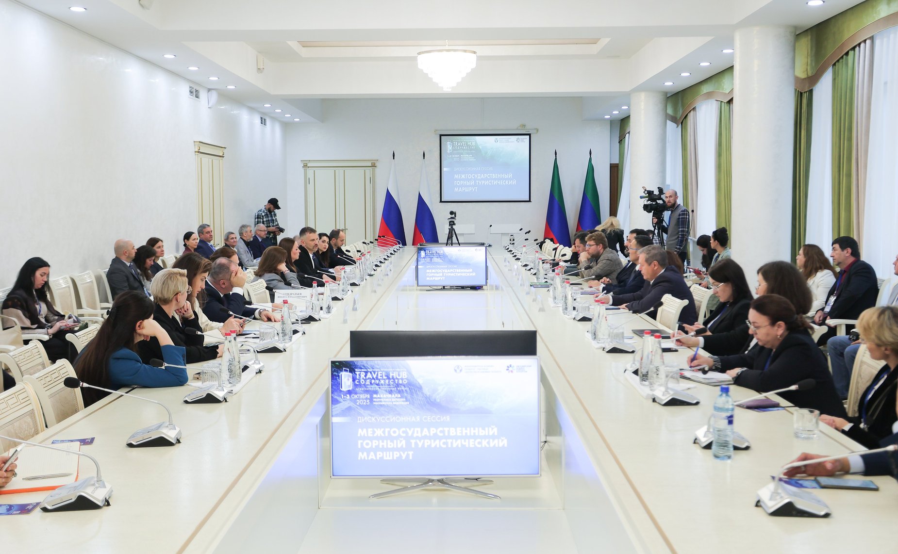 Ольга Щетинина приняла участие в круглом столе на тему «Межгосударственный горный маршрут» (автор: Пресс-служба Министерства экономики и территориального развития Республики Дагестан)