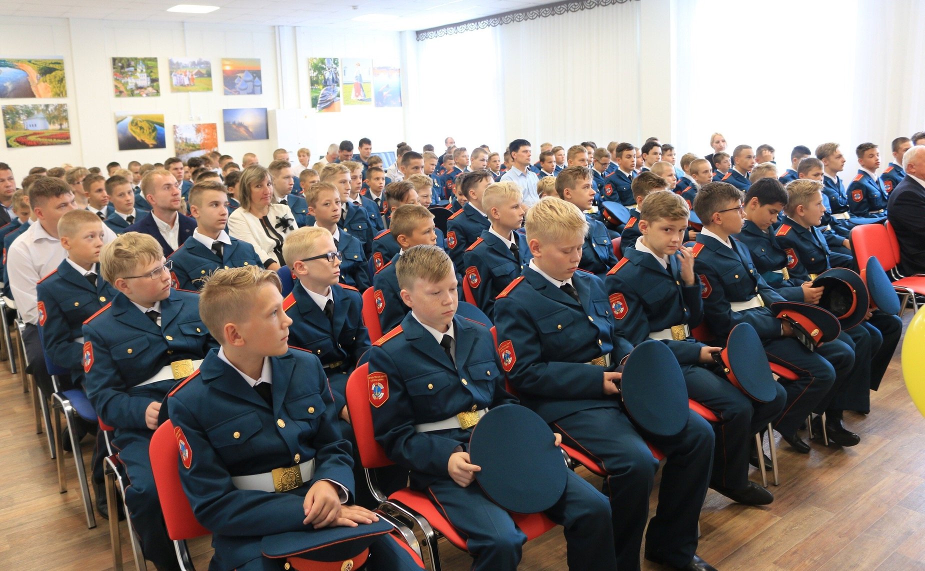 Юрий Воробьев провел урок знаний в Образовательном центре – кадетской школе «Корабелы Прионежья»