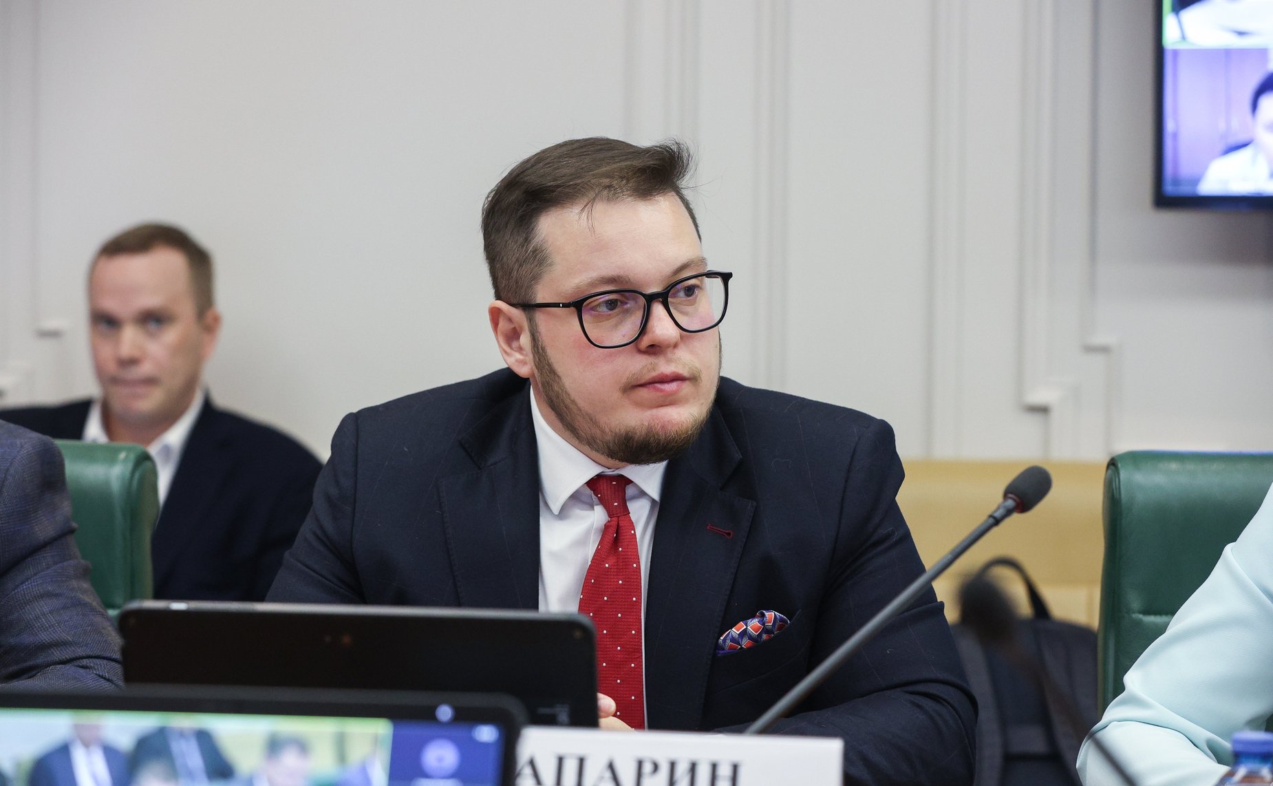 Круглый стол Комитета Совета Федерации по экономической политике «О проблемах и перспективах обязательного страхования при осуществлении коммерческих перевозок»