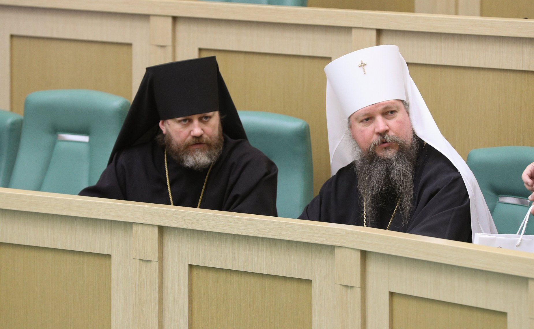 Пленарное заседание Х Парламентских встреч в рамках ХХХ Международных образовательных чтений «К 350-летию со дня рождения Петра I: секулярный мир и религиозность»