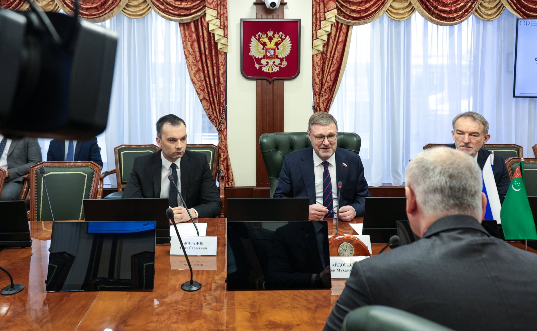 Встреча заместителя Председателя Совета Федерации Константина Косачева с Чрезвычайным и Полномочным Послом Туркменистана в Российской Федерации Эсеном Айдогдыевым