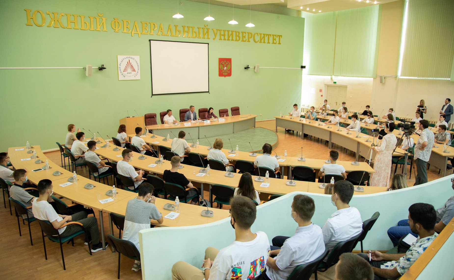 Андрей Яцкин провел встречу со студентами Инженерно-технологической академии Южного федерального университета