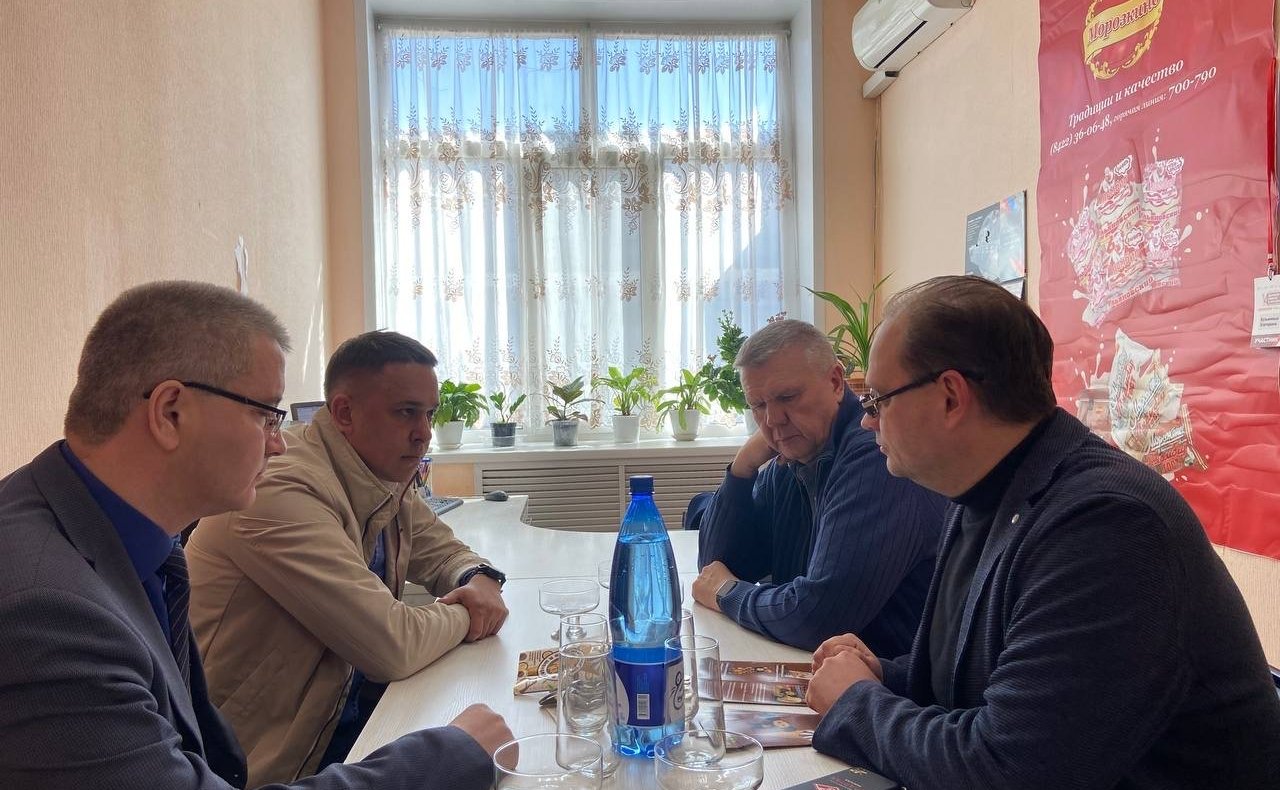 Айрат Гибатдинов посетил хладокомбинат и провел встречу с руководством хладокомбината «Морозкино»