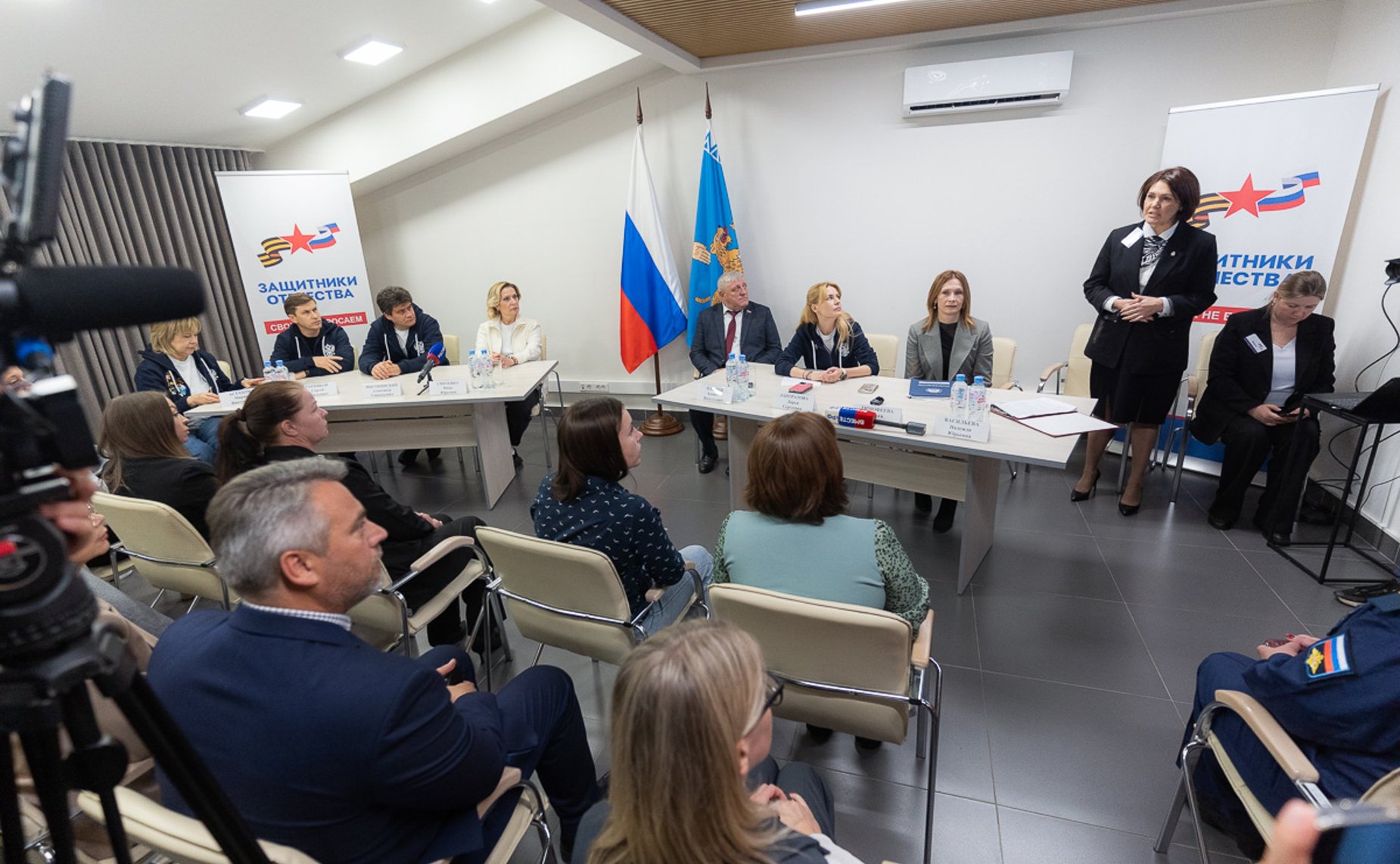 Сенаторы РФ посетили филиал Государственного фонда поддержки специальной военной операции «Защитники Отечества»