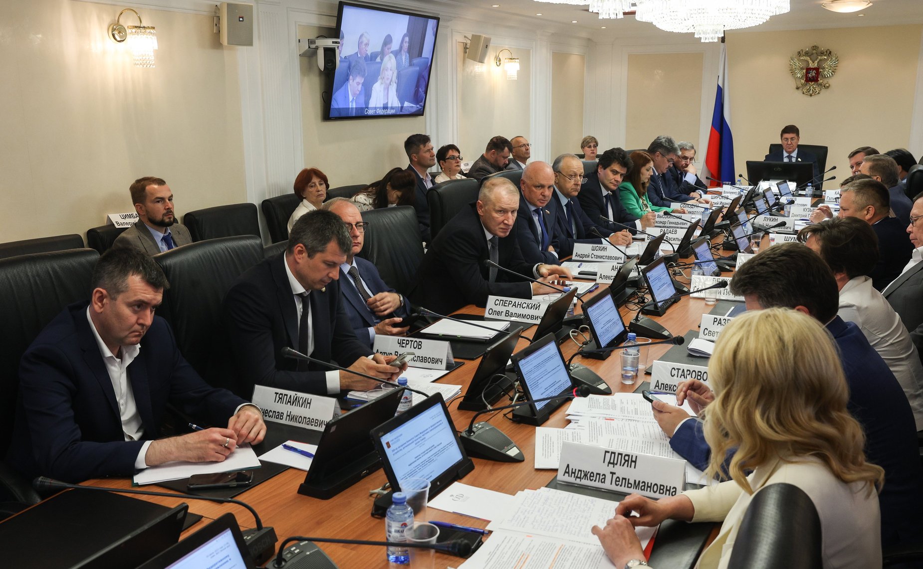 Заседание Комитета Совета Федерации по федеративному устройству, региональной политике, местному самоуправлению и делам Севера