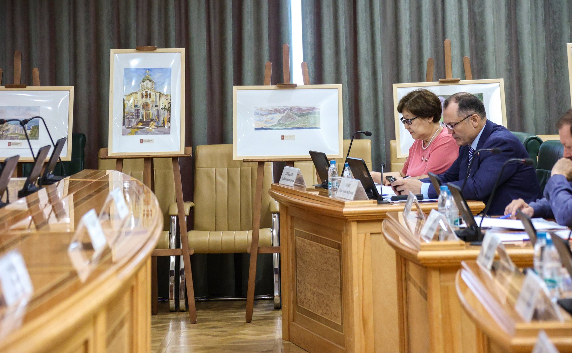 Круглый стол Комитета Совета Федерации по науке, образованию и культуре «Художественное образование в Российской Федерации: современное состояние и перспективы развития»