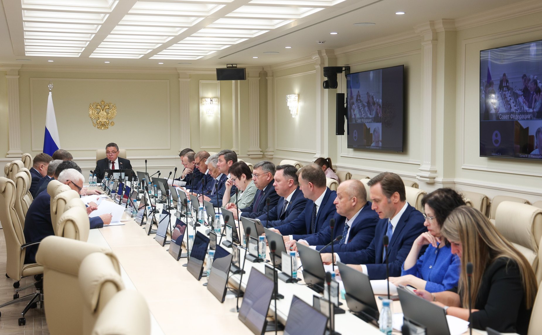Заседание Комитета Совета Федерации по Регламенту и организации парламентской деятельности