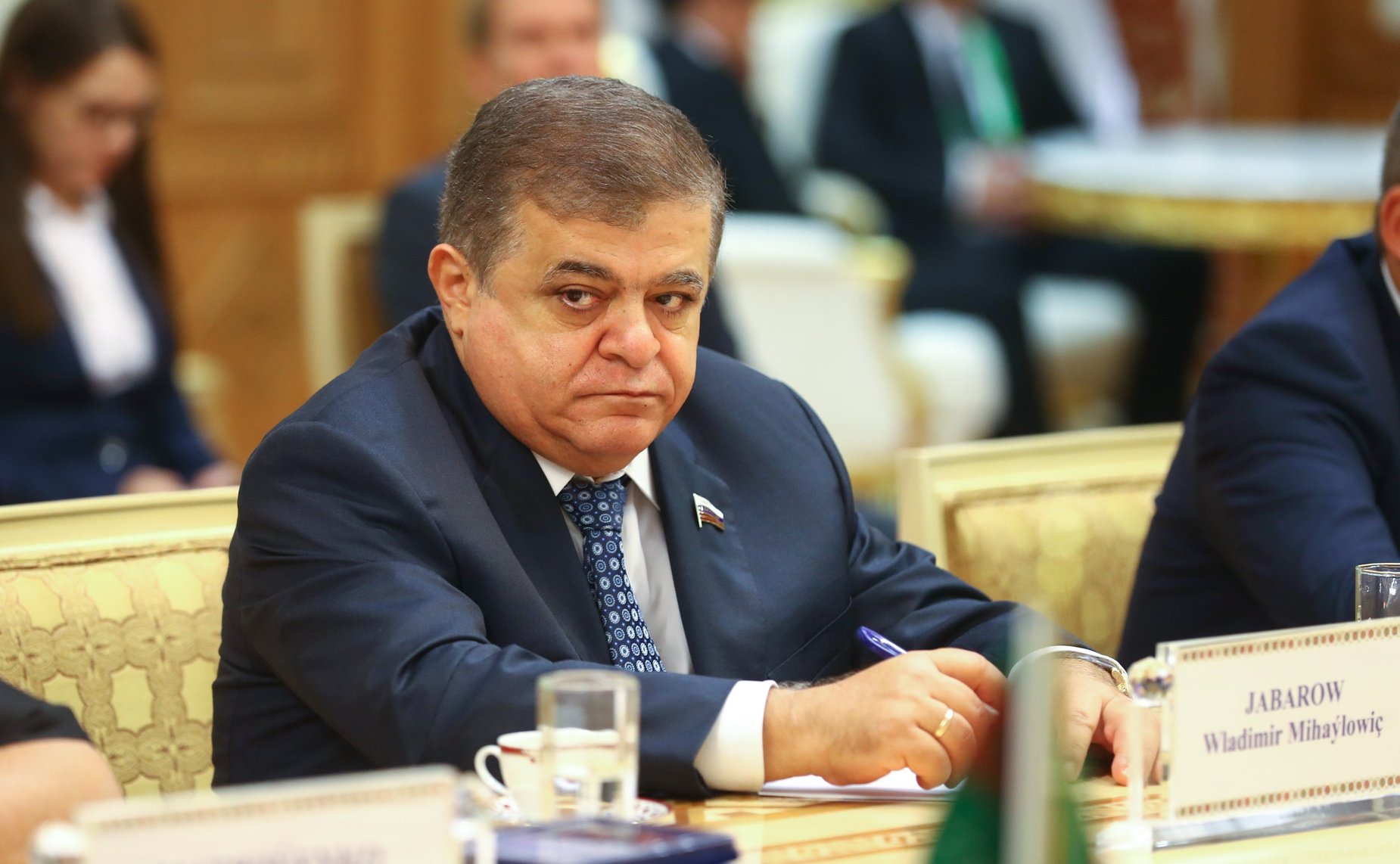 В. Джабаров