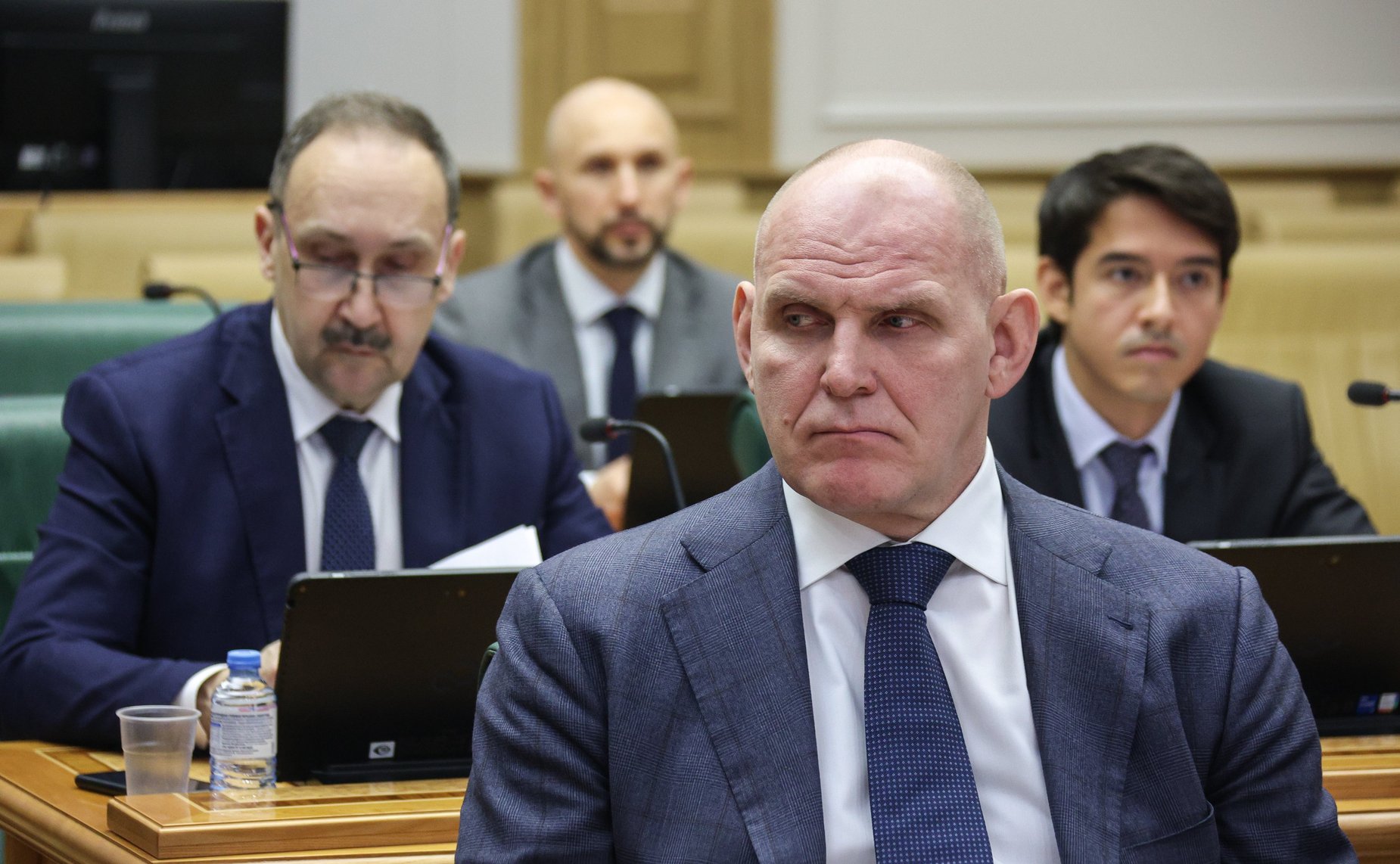 Александр Карелин