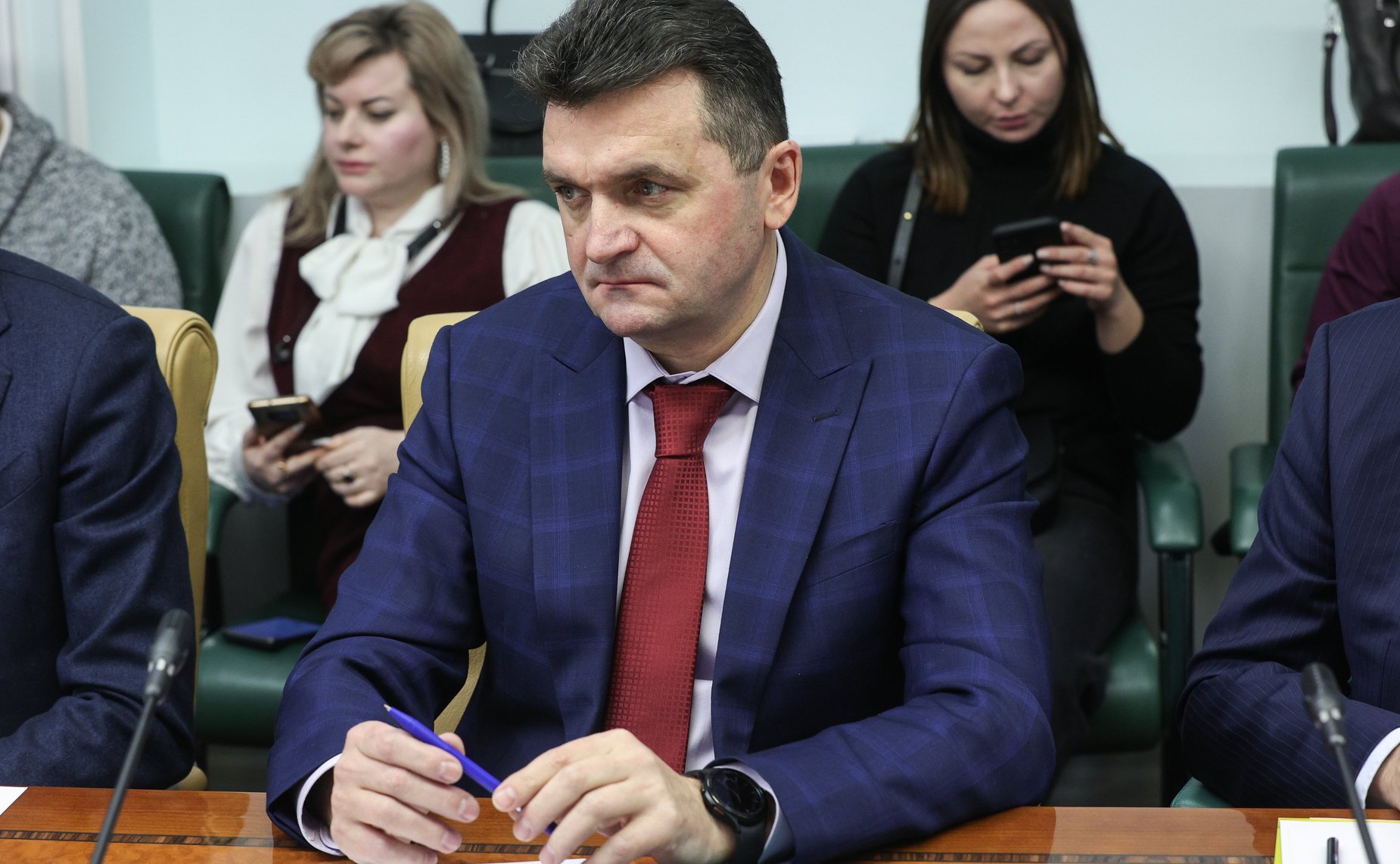 Круглый стол Комитета СФ по конституционному законодательству и государственному строительству «Глобальная схватка за ценности и информационная политика: внешние и внутренние аспекты»