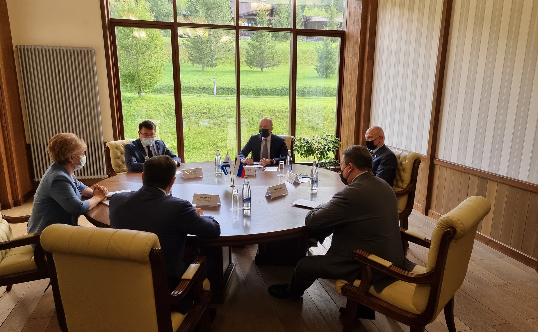 Сенаторы РФ встретились с руководством Республики Алтай