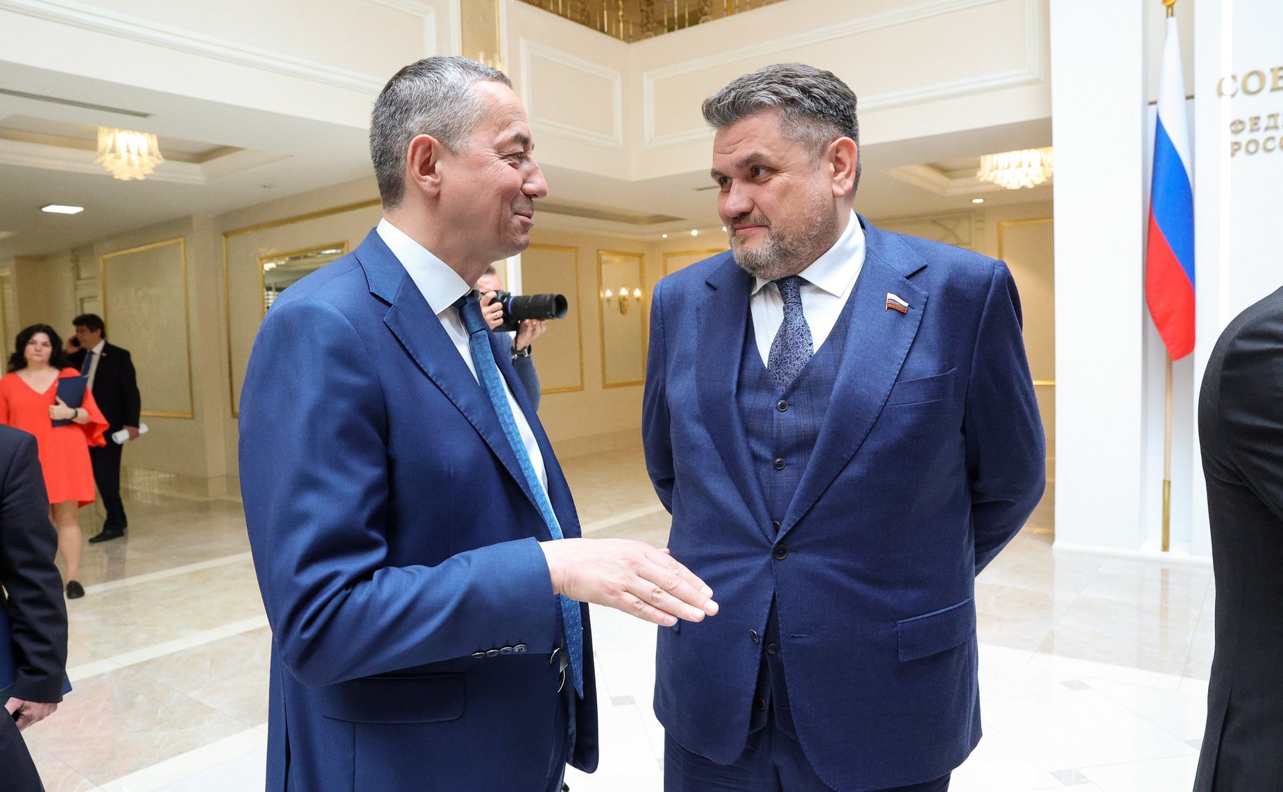 Валентина Матвиенко и Игорь Шувалов осмотрели выставку проектов, получивших поддержку институтов развития ВЭБ.РФ