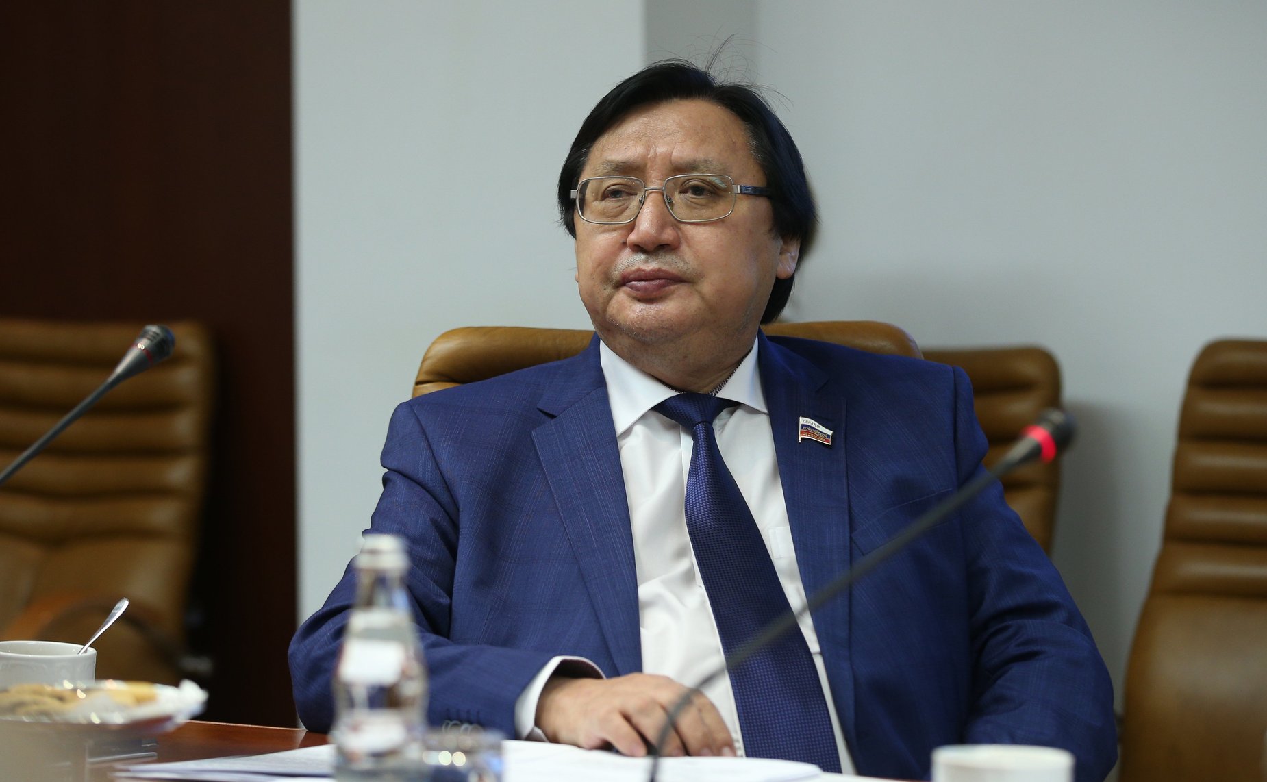 Александр Акимов