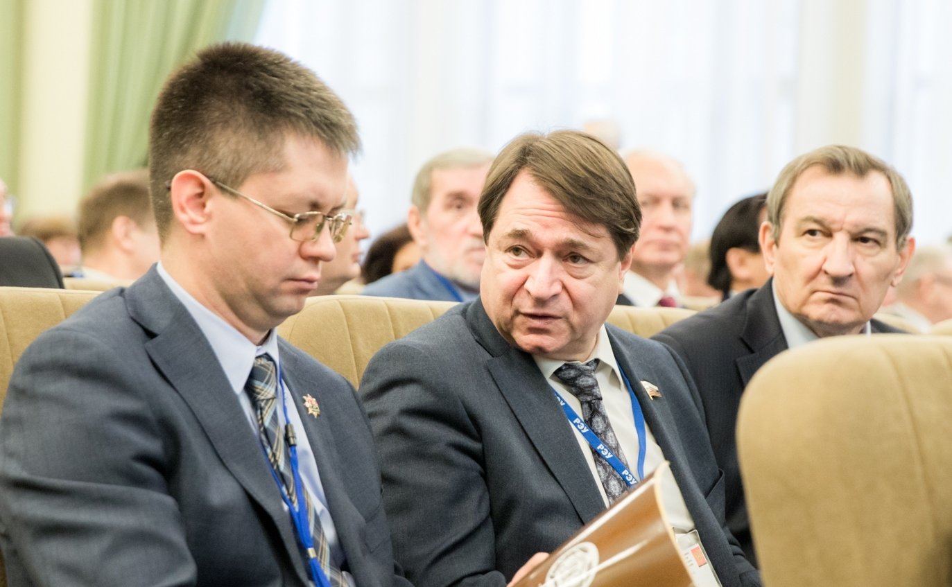 Парламентские слушания в РЭУ им. Плеханова на тему: «Реиндустриализация экономики регионов России как базовое условие реализации политики импортозамещения»