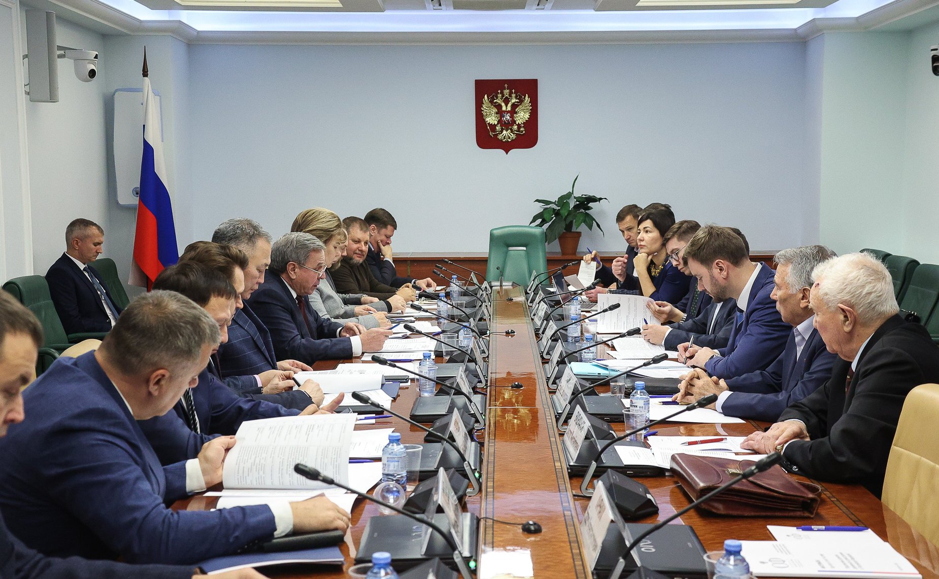 Круглый стол на тему «Перспективы развития деревянного домостроения в Российской Федерации»