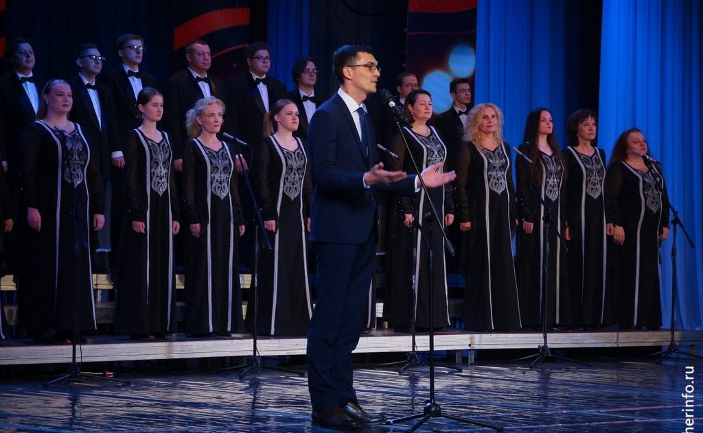 Роман Маслов принял участие в мероприятиях фестиваля «Голоса Победы», проводимого в регионе в преддверии 9 мая