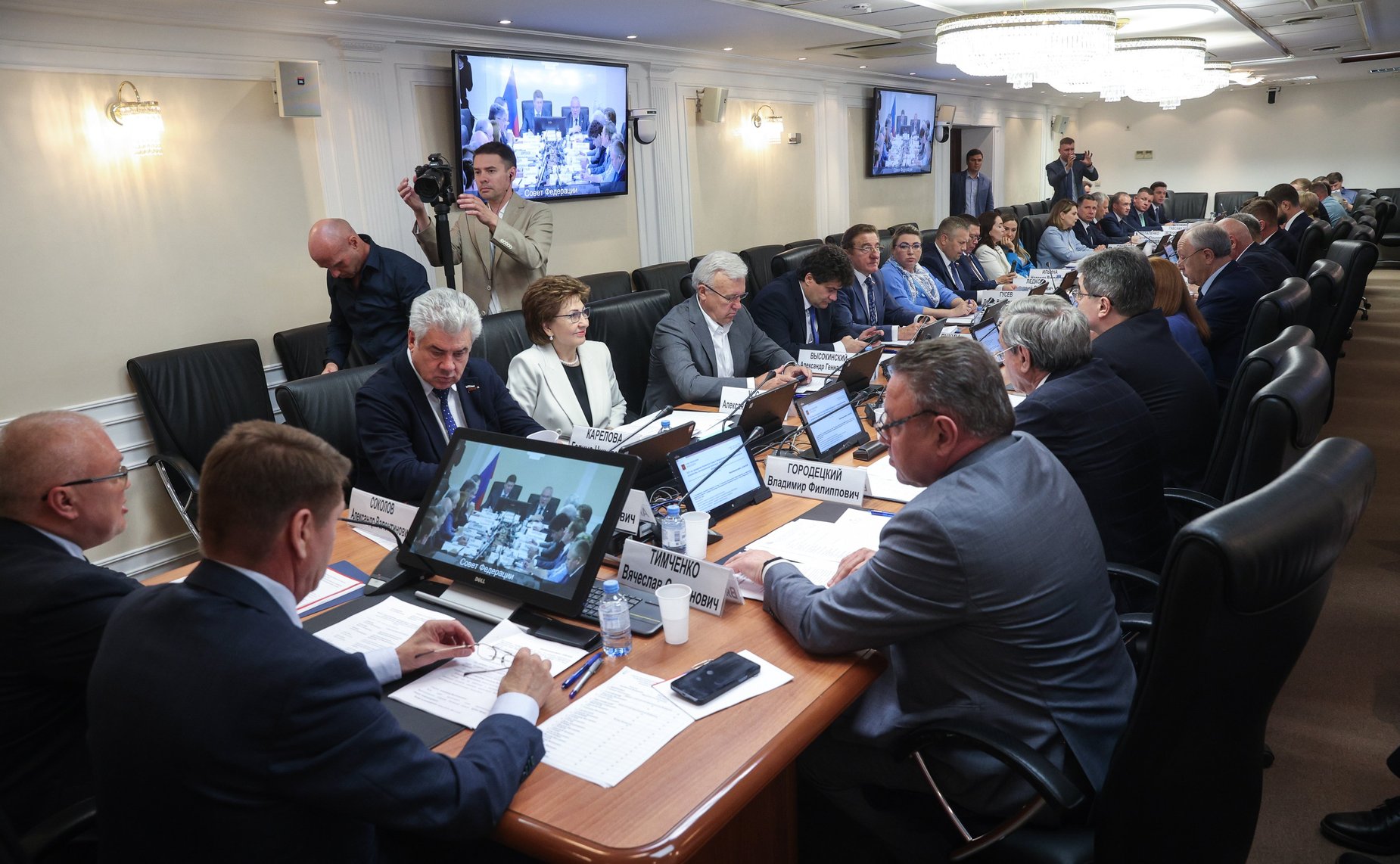 Расширенное заседание Комитета СФ по федеративному устройству, региональной политике, местному самоуправлению и делам Севера области (в рамках Дней Кировской области в Совете Федерации)