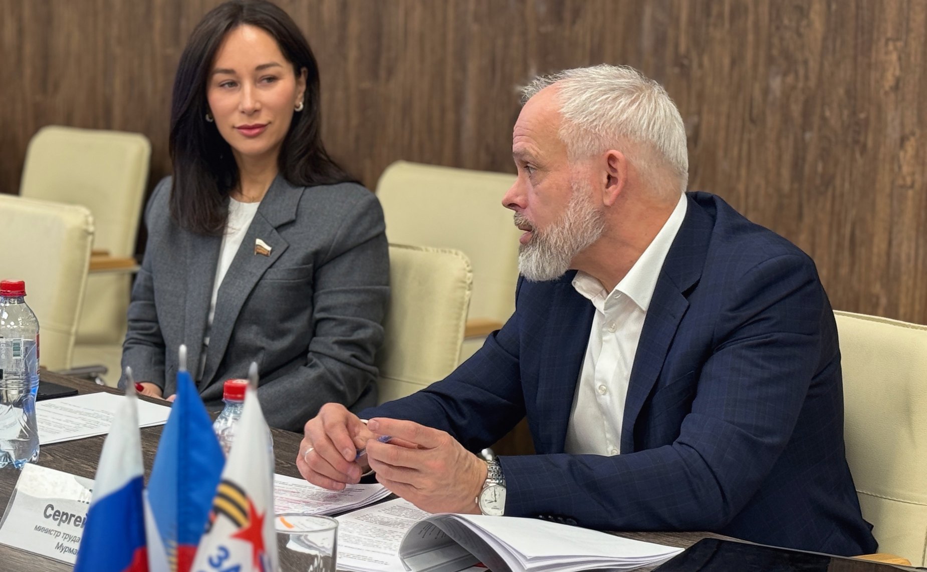 Елена Дягилева провела совещание по мерам поддержки участников специальной военной операции и членов их семей в Мурманской области