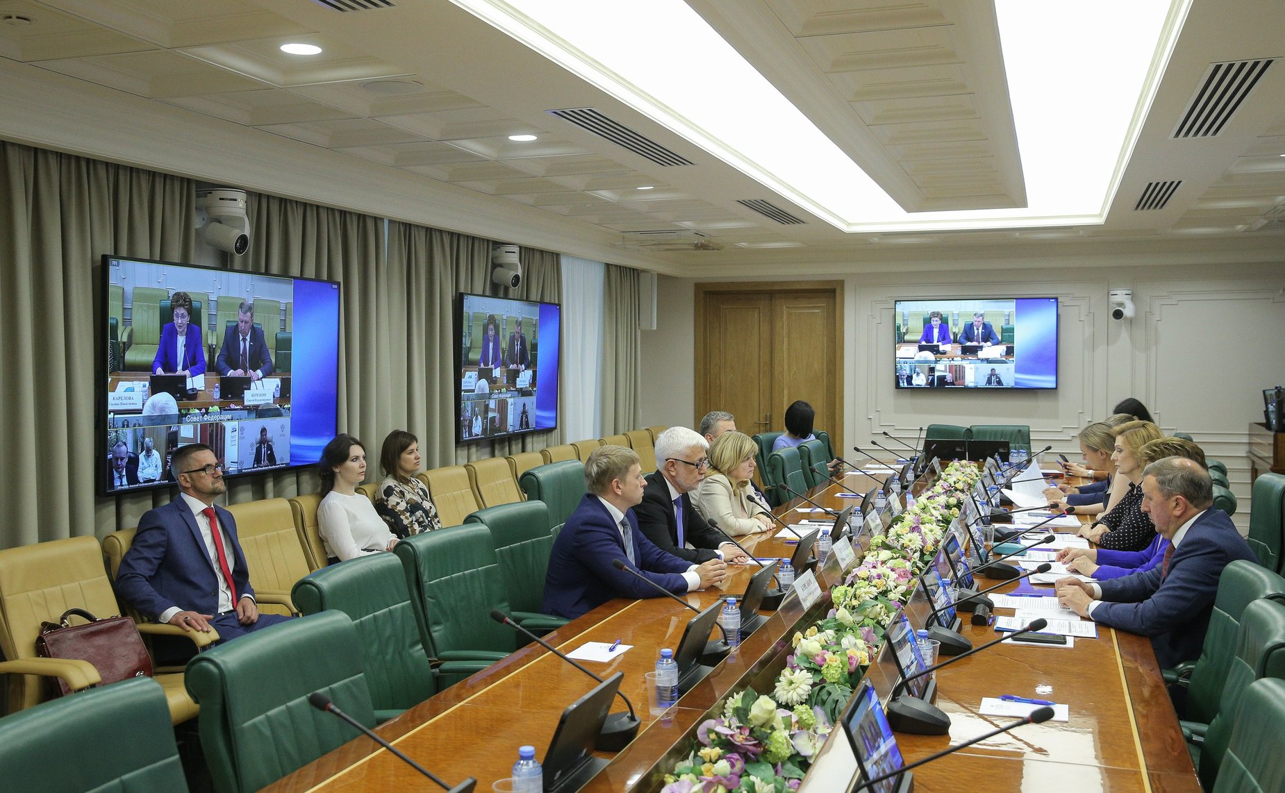 Совещание Комитета СФ по социальной политике