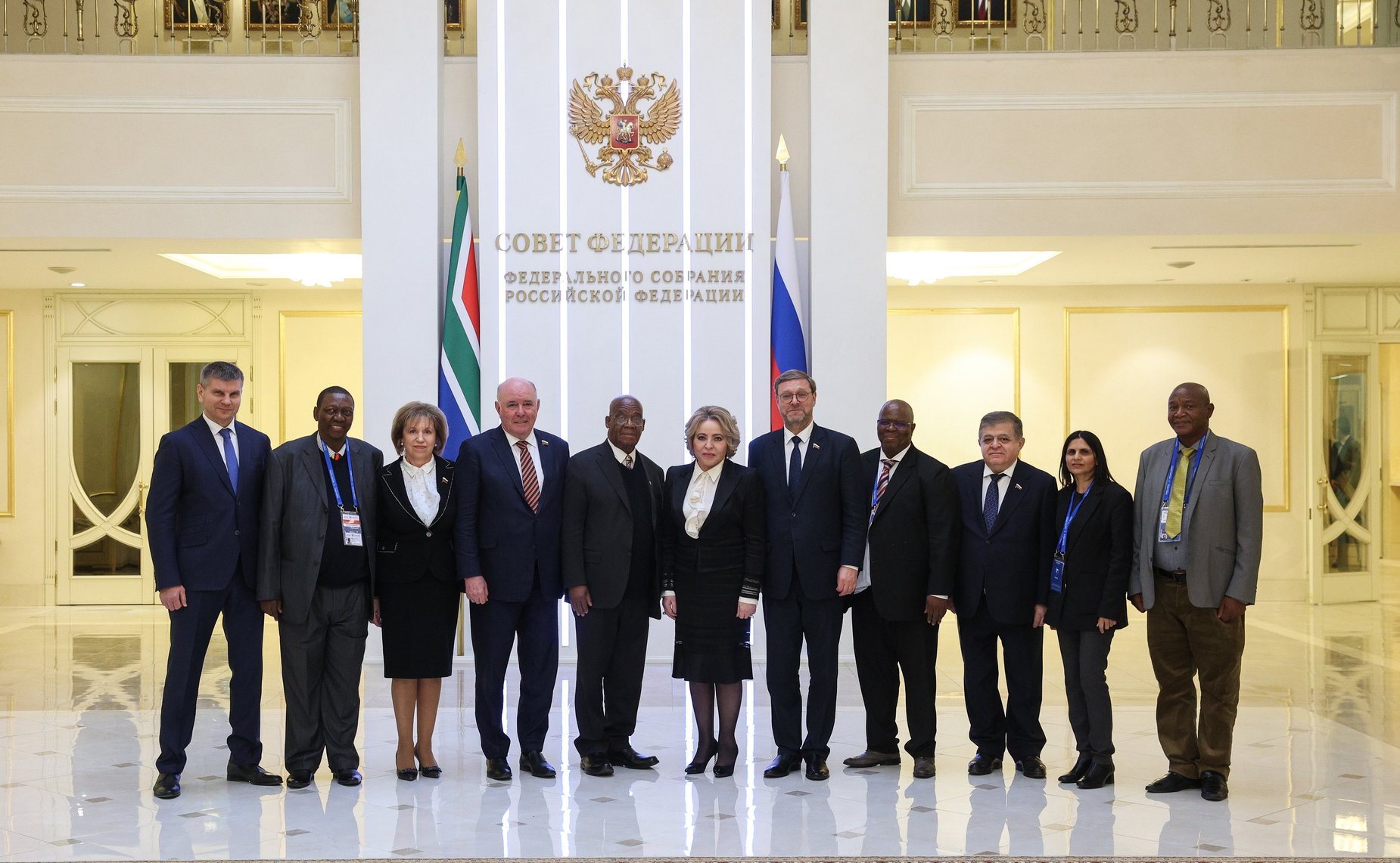 Валентина Матвиенко провела переговоры с Председателем Национального совета провинций Парламента Южно-Африканской Республики Амосом Масондо