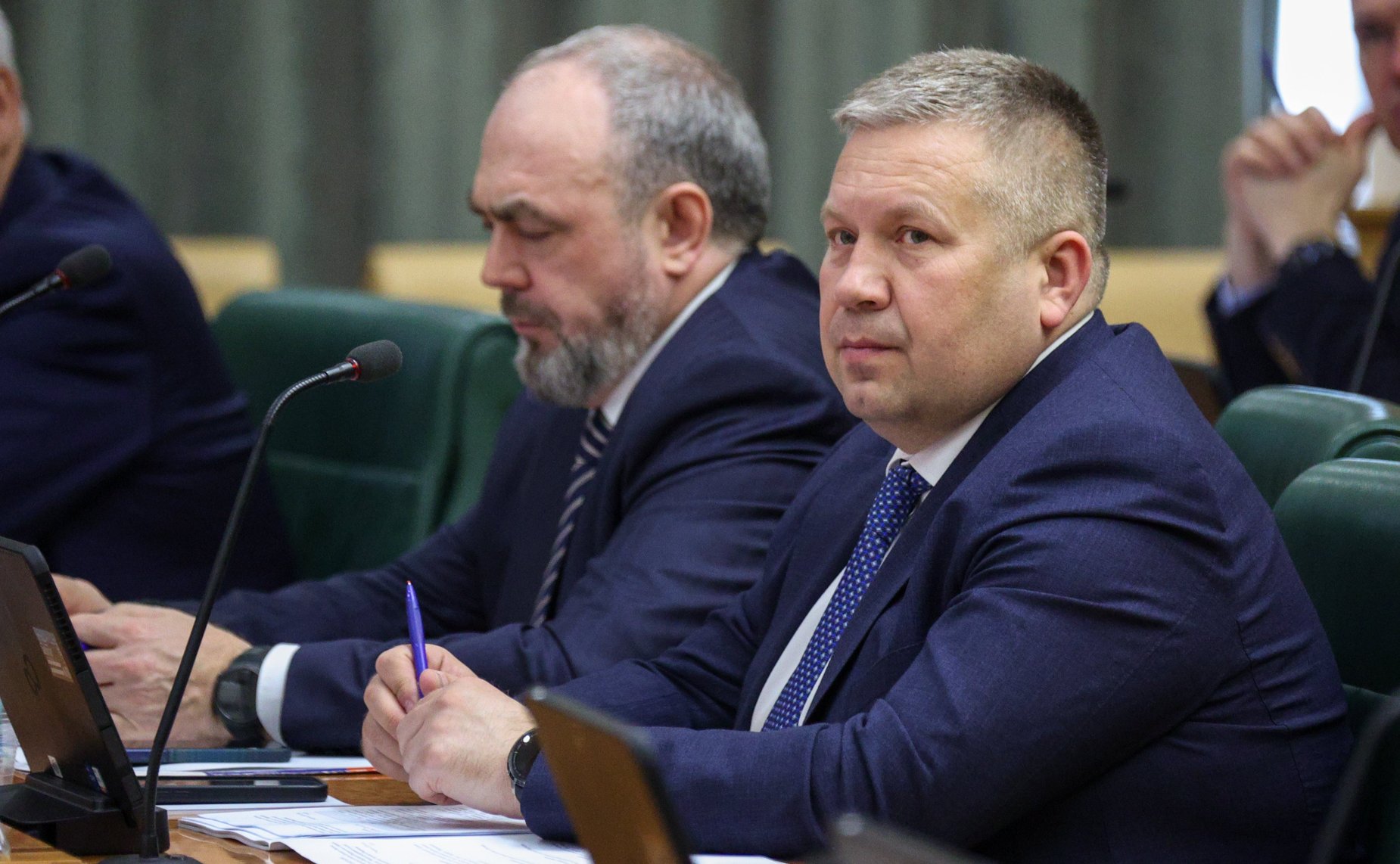 Денис Гусев