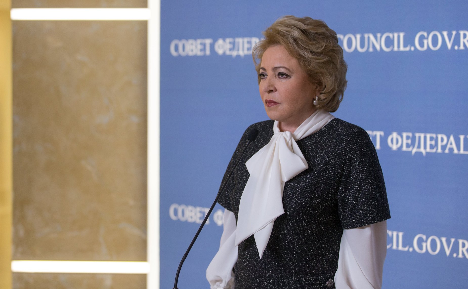 В. Матвиенко