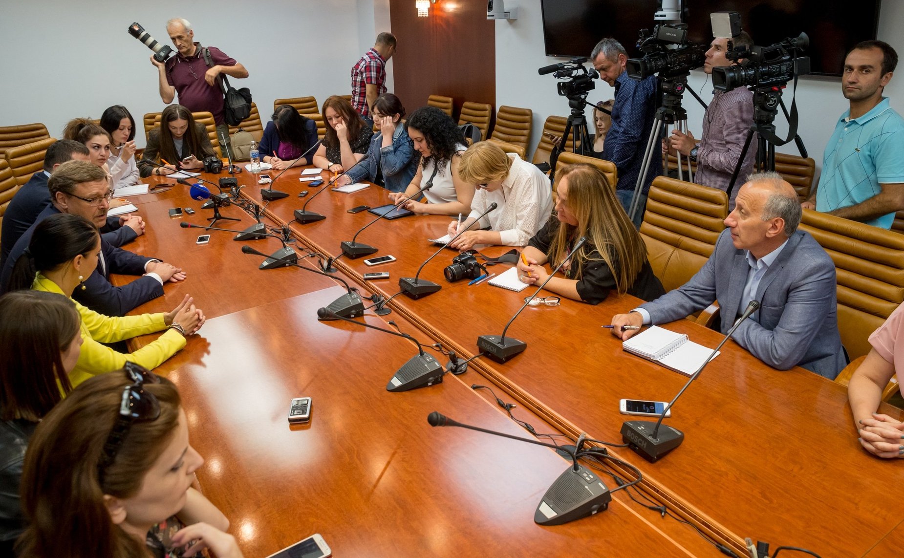 Встреча председателя Комитета СФ по международным делам Константина Косачева с журналистами ведущих СМИ Абхазии и Южной Осетии