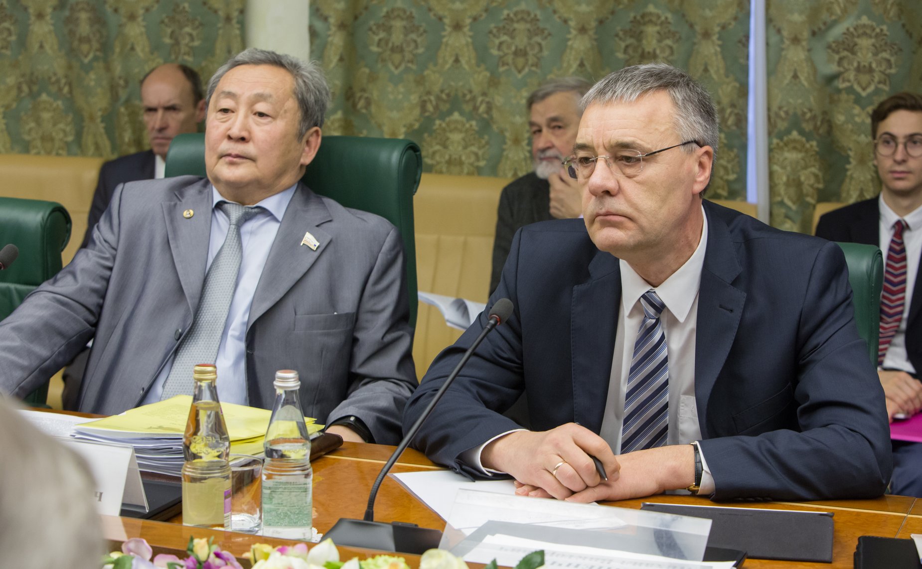 А. Тулохонов и С. Жиряков Заседание Комитета Совета Федерации по аграрно-продовольственной политике и природопользованию