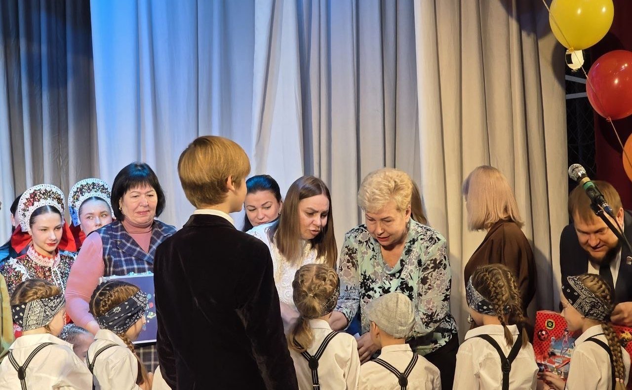 Ольга Бас посетила фестиваль детского инклюзивного творчества «Осенняя мелодия»