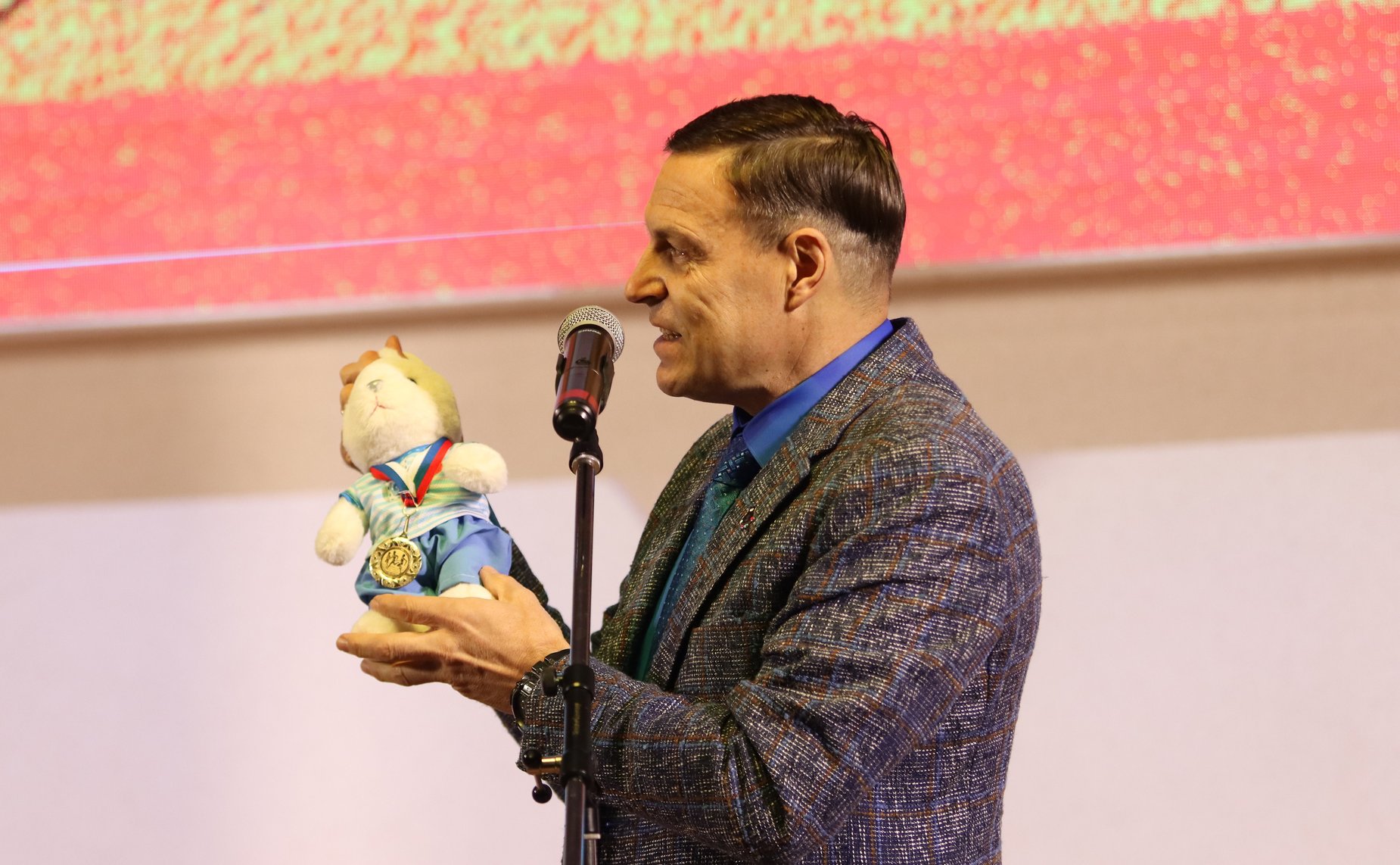 Ирина Кожанова приняла участие в мероприятии по случаю 70-летнего юбилея Кафедры теории и методики легкой атлетики Смоленского государственного университета спорта