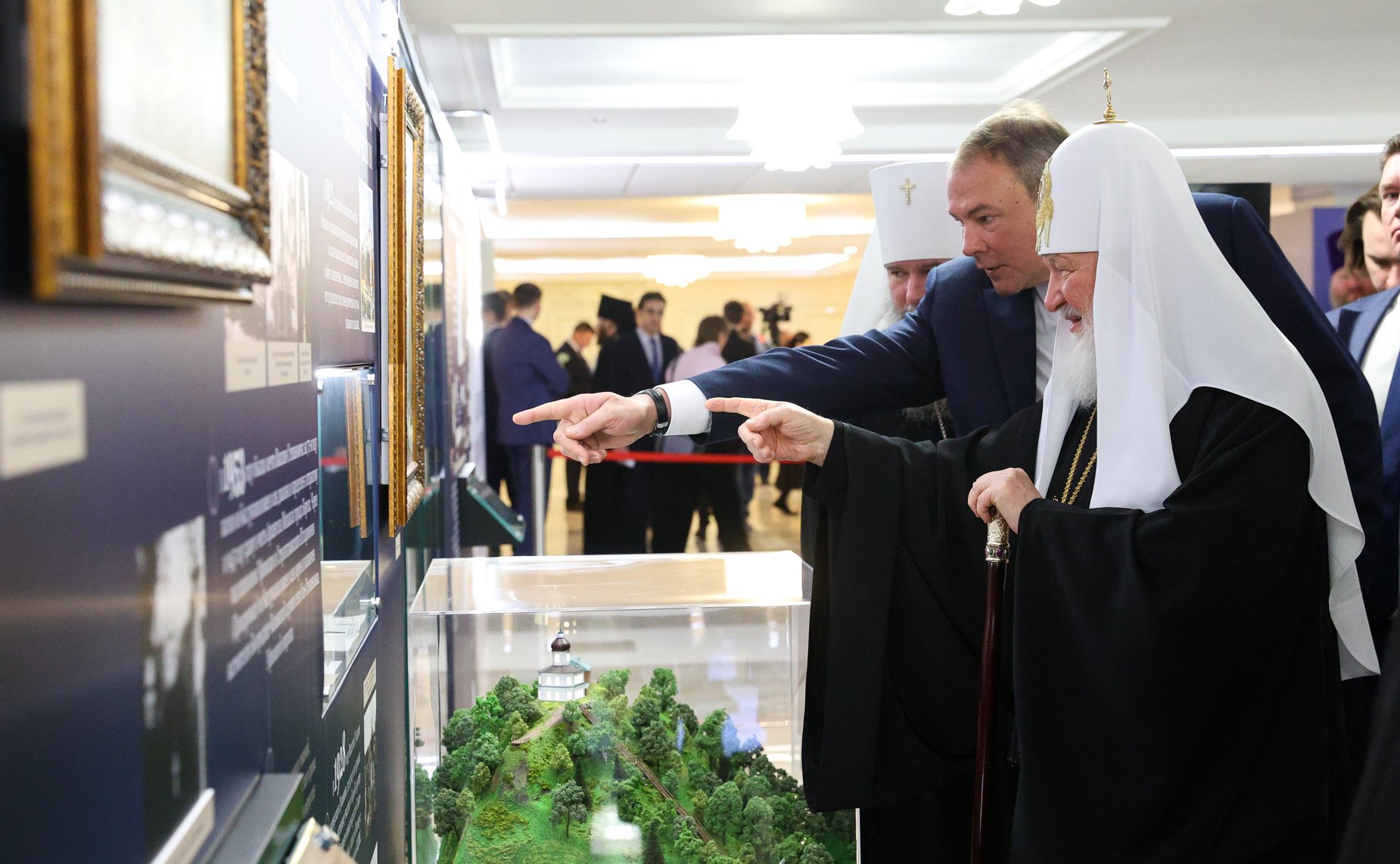 Выставка экспонатов Музея Русского Патриаршества на экспозиции «Люди Церкви: история одного рода»