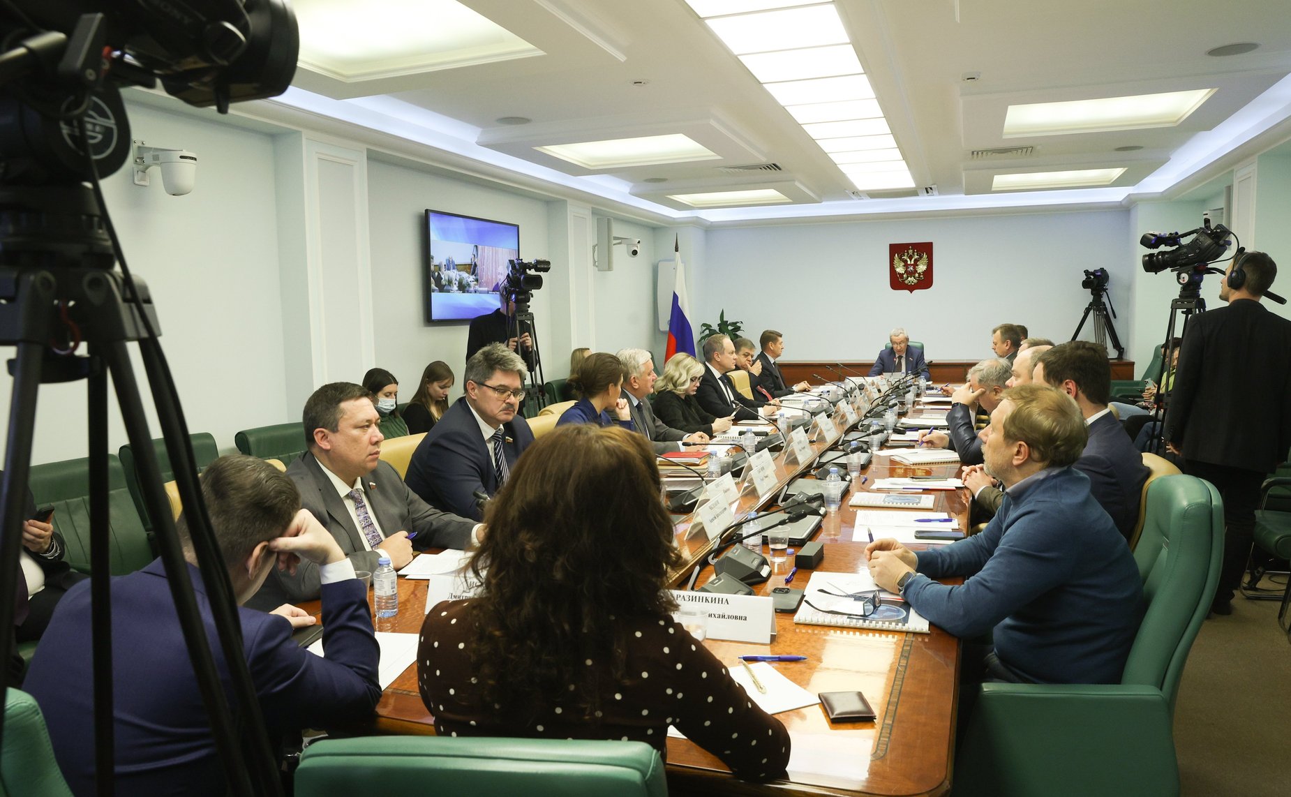 Заседание Временной комиссии СФ по защите государственного суверенитета и предотвращению вмешательства во внутренние дела РФ