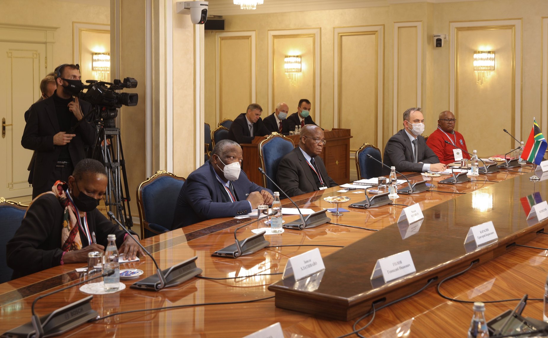 Встреча Председателя Совета Федерации Валентины Матвиенко с Председателем Национального совета провинций Парламента Южно-Африканской Республики Амосом Масондо