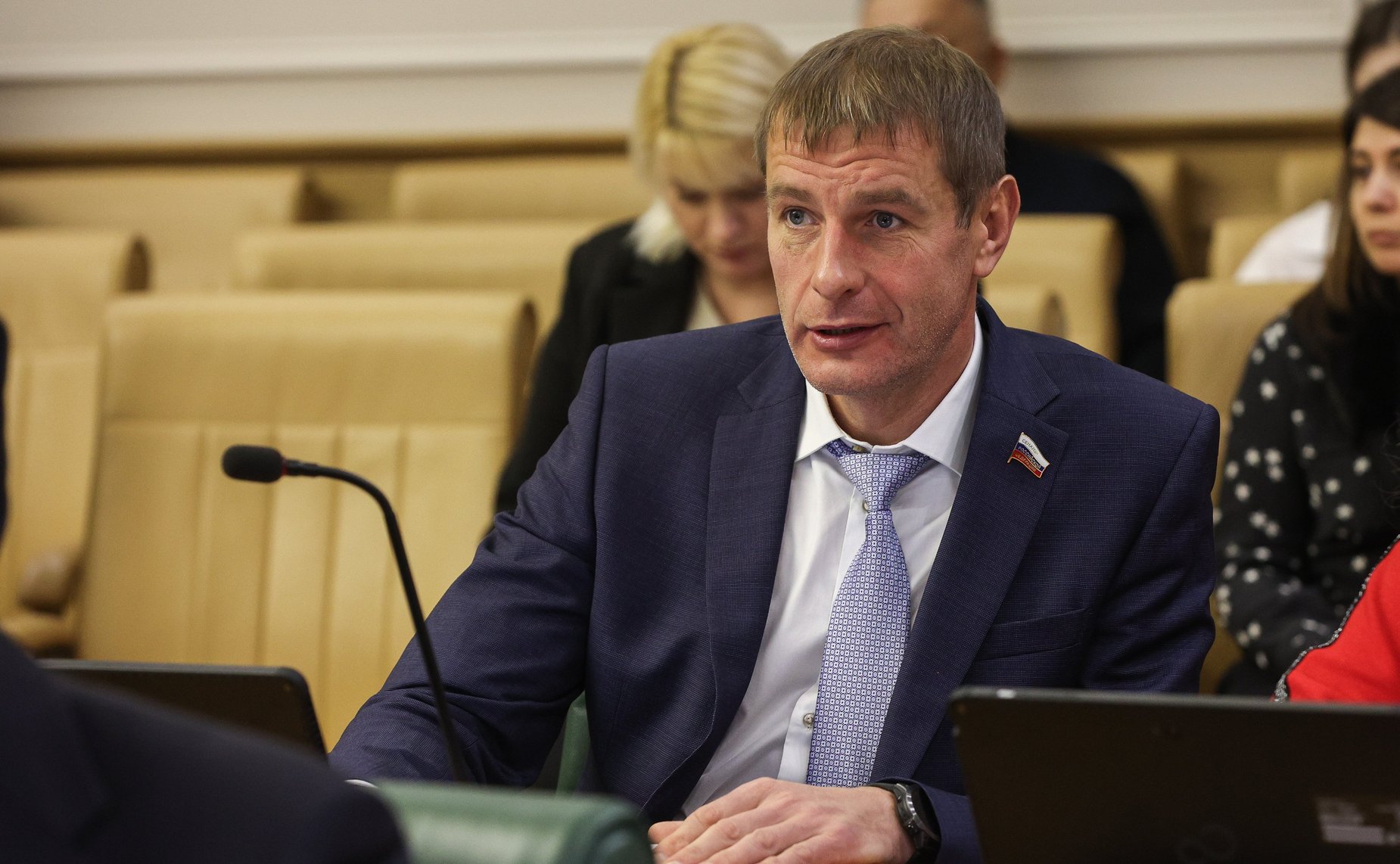 Олег Земцов