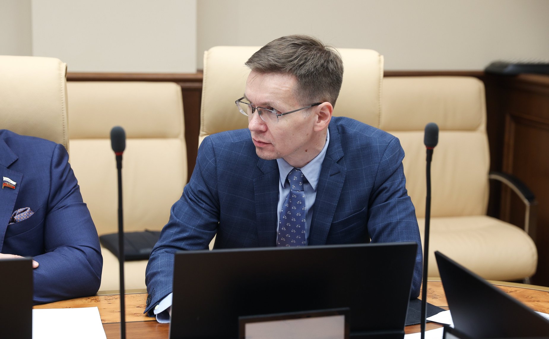 Совещание Комитета Совета Федерации по экономической политике «О совершенствовании инструментов привлечения инвестиций в промышленность»
