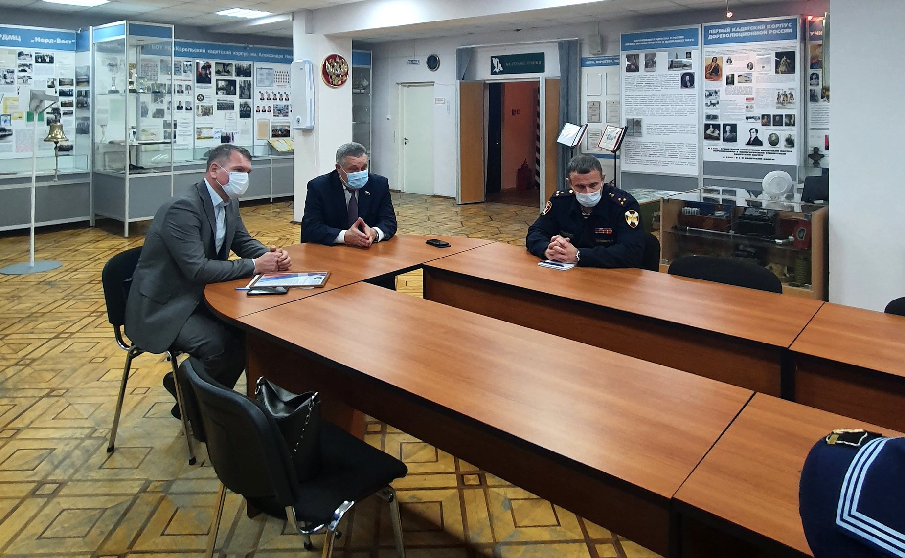 Александр Ракитин встретился с учащимися Карельского Кадетского корпуса