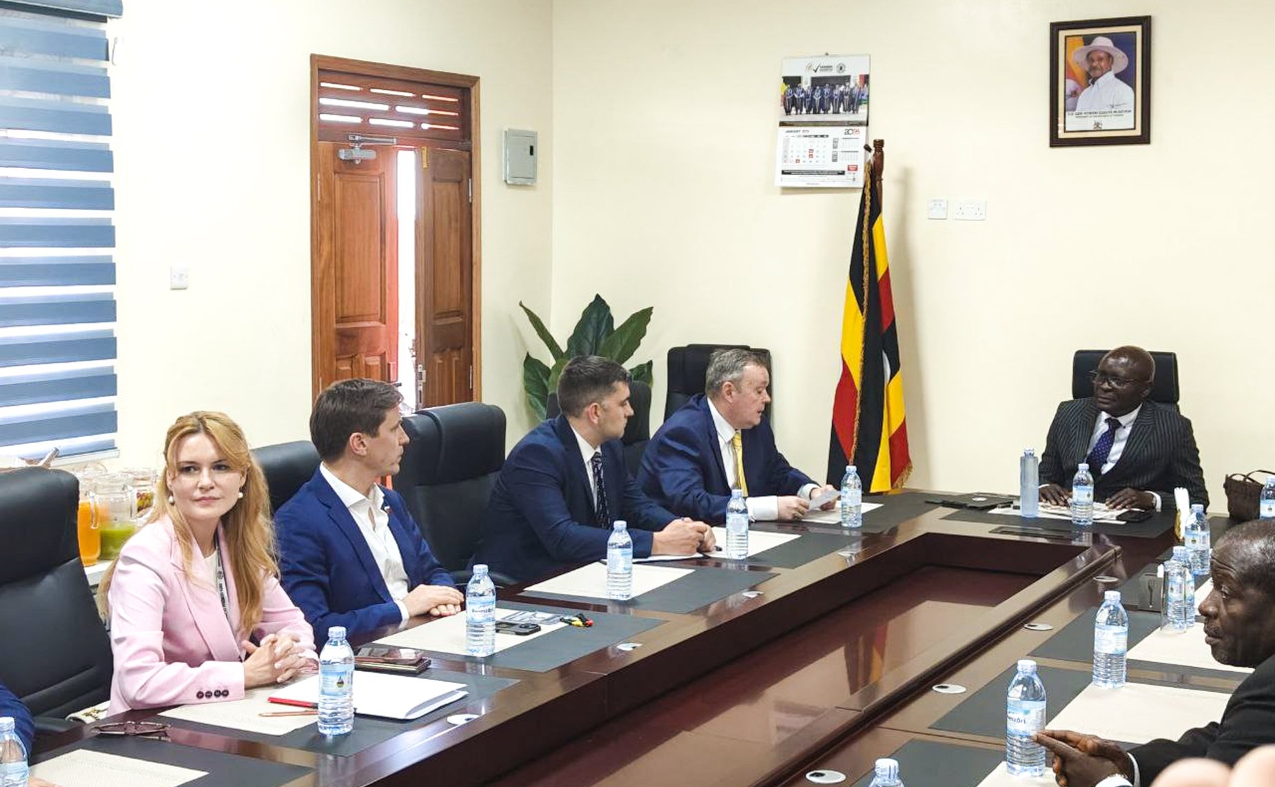 Сенаторы Российской Федерации в рамках участия в наблюдении за проведением всеобщих ыборов в Республике Уганда провели встречу с Вице-президентом страны Джессикой Алупо
