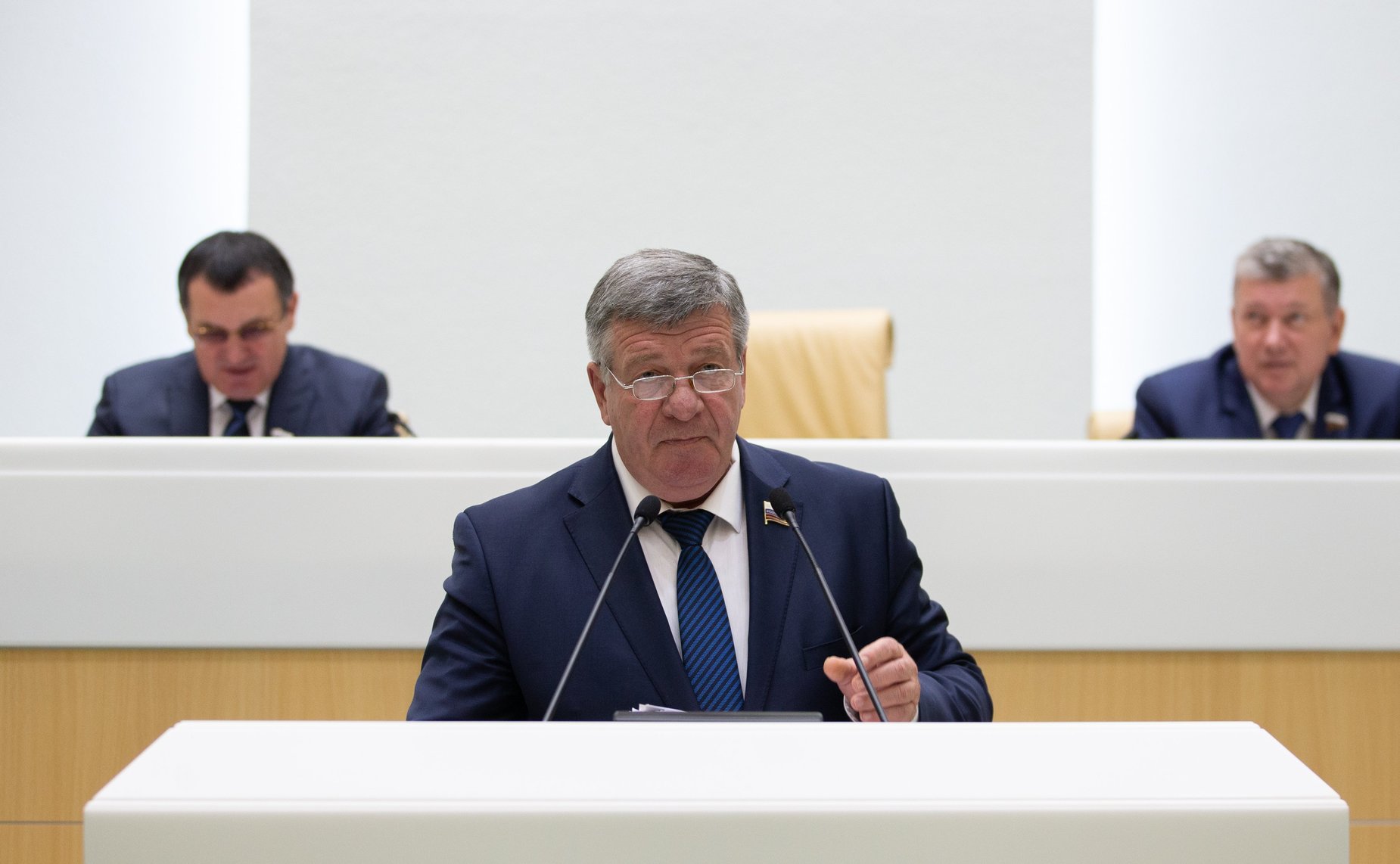 Валерий Семенов