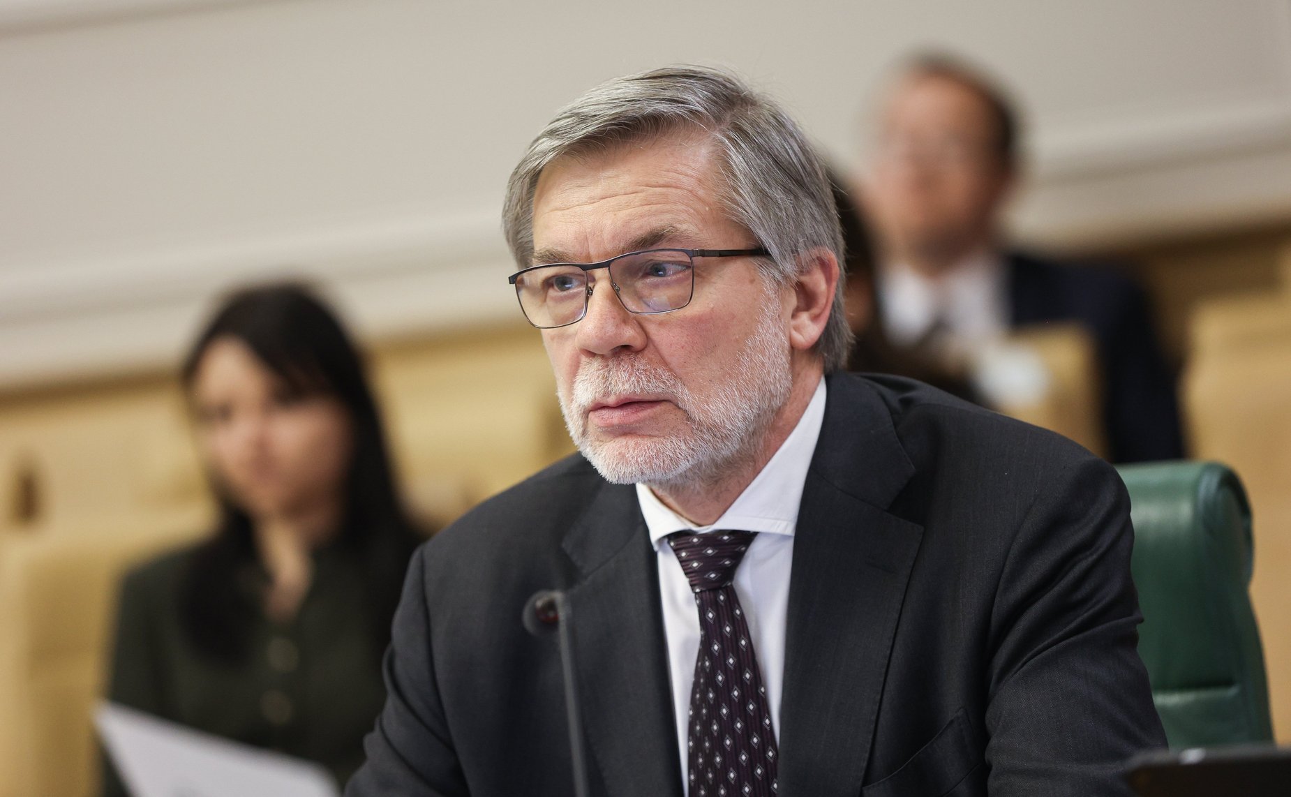 Заседание Комитета СФ по конституционному законодательству и государственному строительству