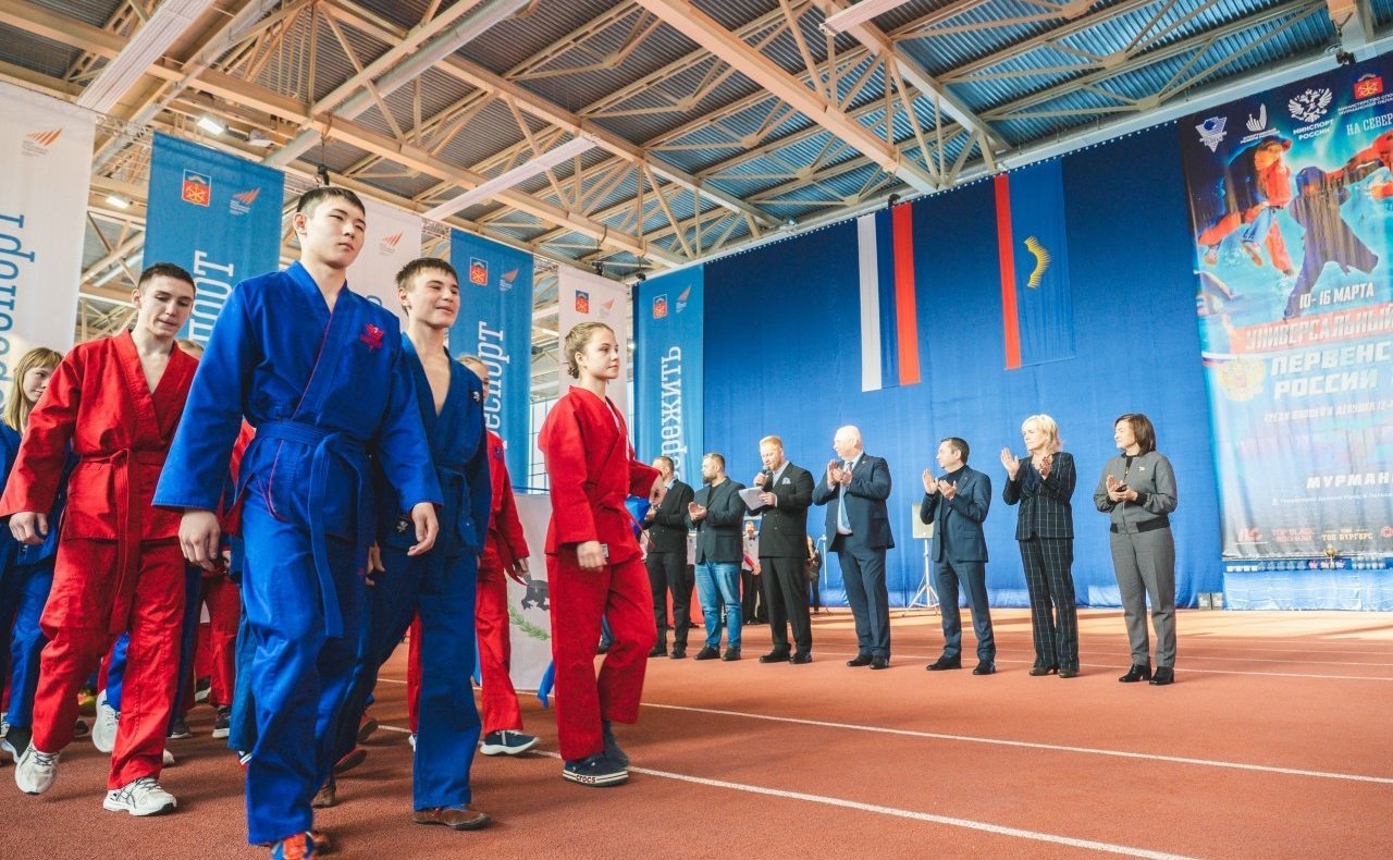 Лариса Круглова приняла участие в торжественном открытии Первенства России по универсальному бою