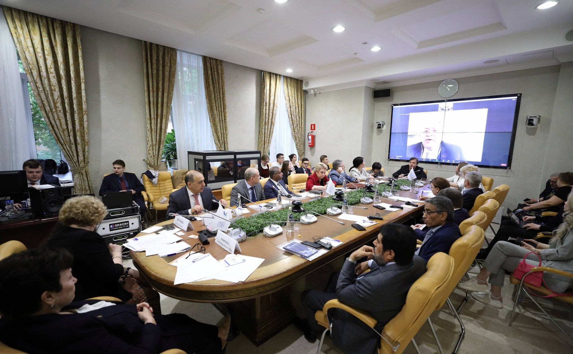 Маргарита Павлова открыла панельную сессию Международного Форума народной демократии «Народная дипломатия: традиции и инновации»