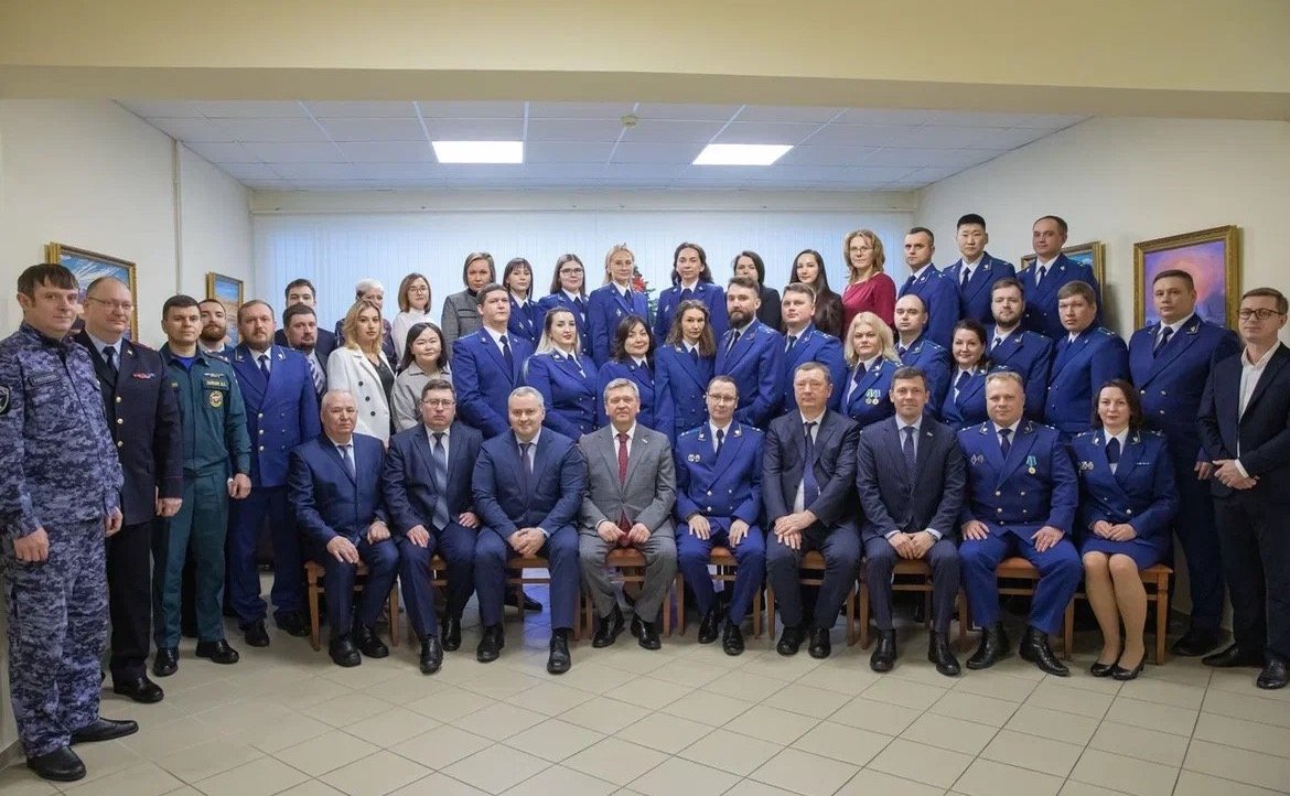 Александр Лутовинов в рамках региональной недели провел ряд встреч