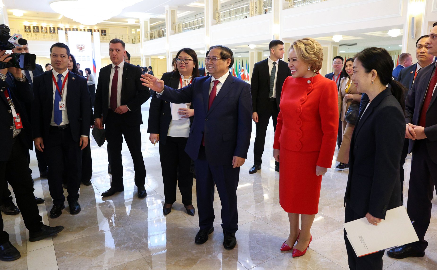 Валентина Матвиенко провела встречу с Премьер-министром Социалистической Республики Вьетнам Фам Минь Тинем