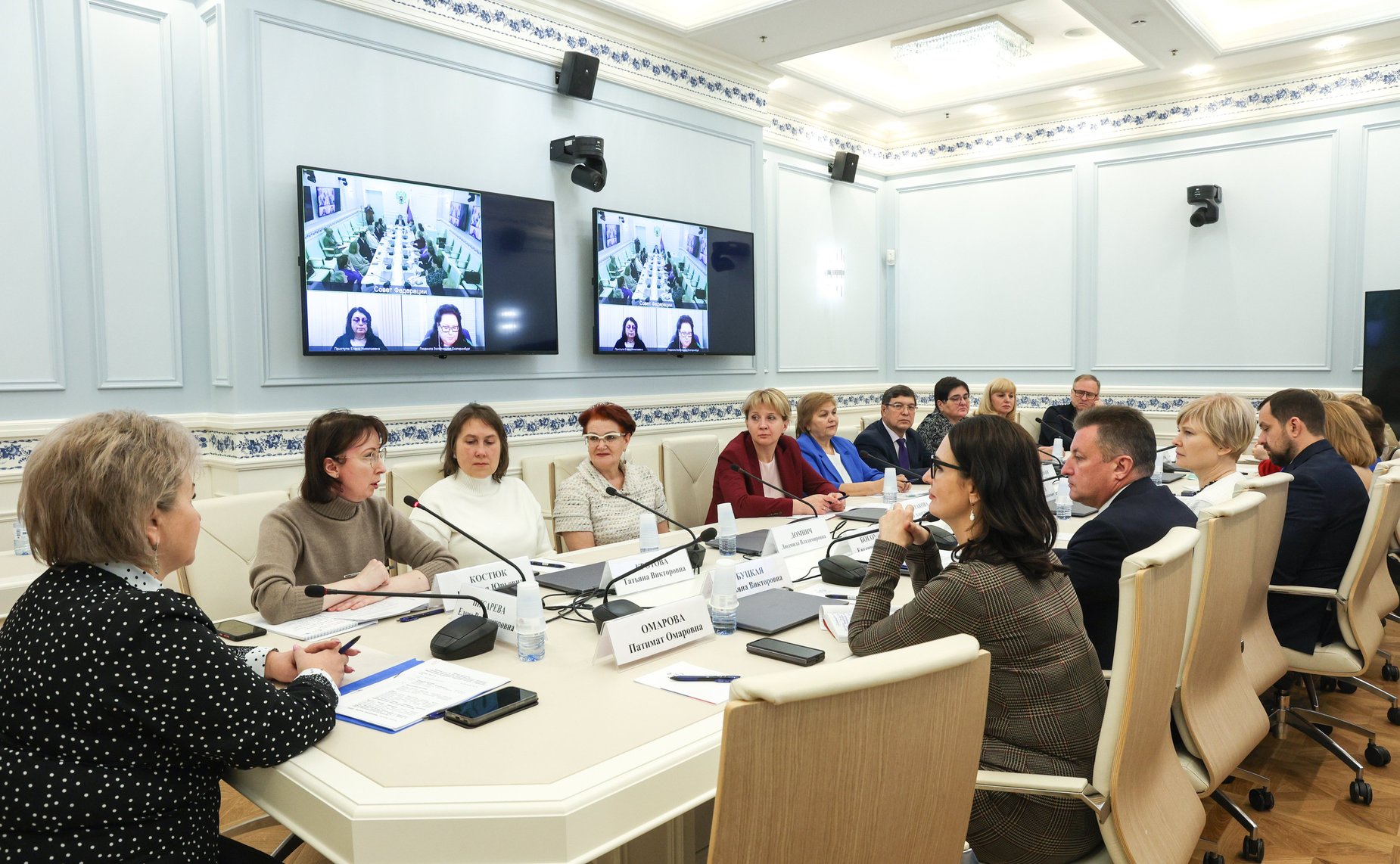 Круглый стол Комитета Совета Федерации по науке, образованию и культуре на тему «Организация диалога с родителями (законными представителями) несовершеннолетних в дошкольных образовательных организациях: современное состояние и перспективы»