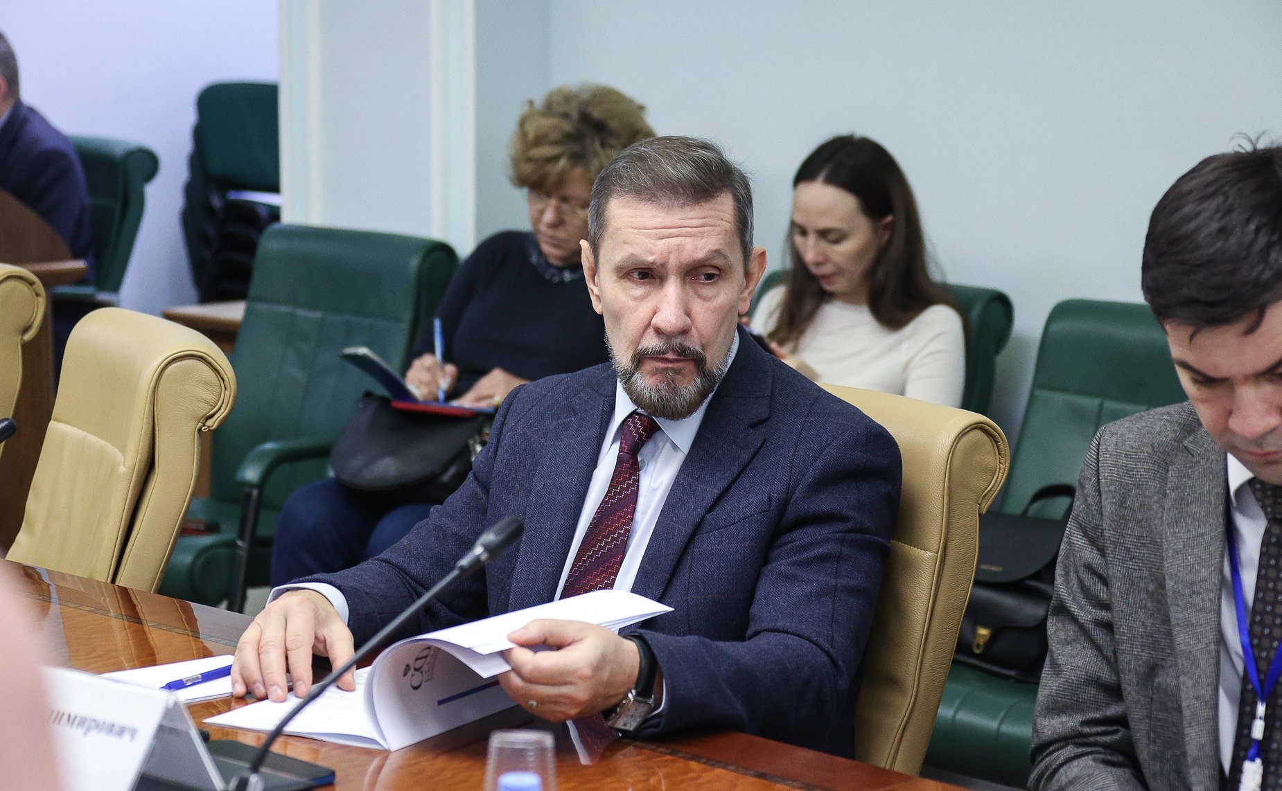 Сенаторы и эксперты обсудили вопросы защиты прав потребителей в отношении доступа к цифровому контенту
