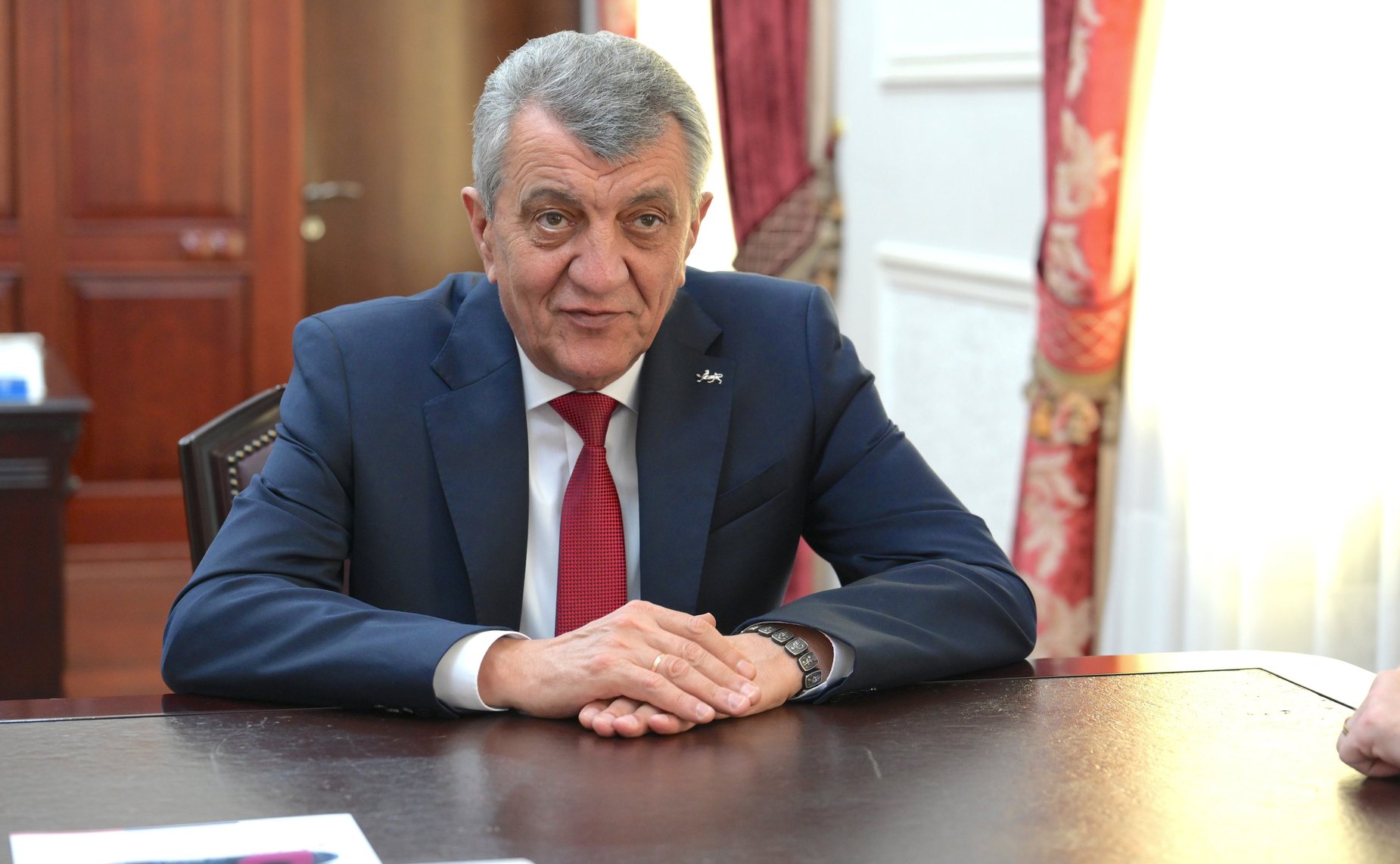 Глава РСО-Алания Сергеем Меняйло