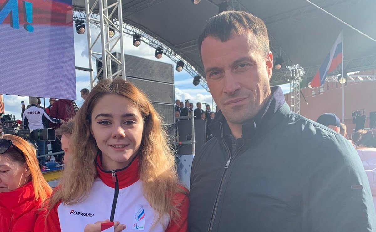 Эдуард Исаков принял участие в чествовании членов паралимпийской сборной России, которые вернулись с прошедших в Токио Паралимпийских игр