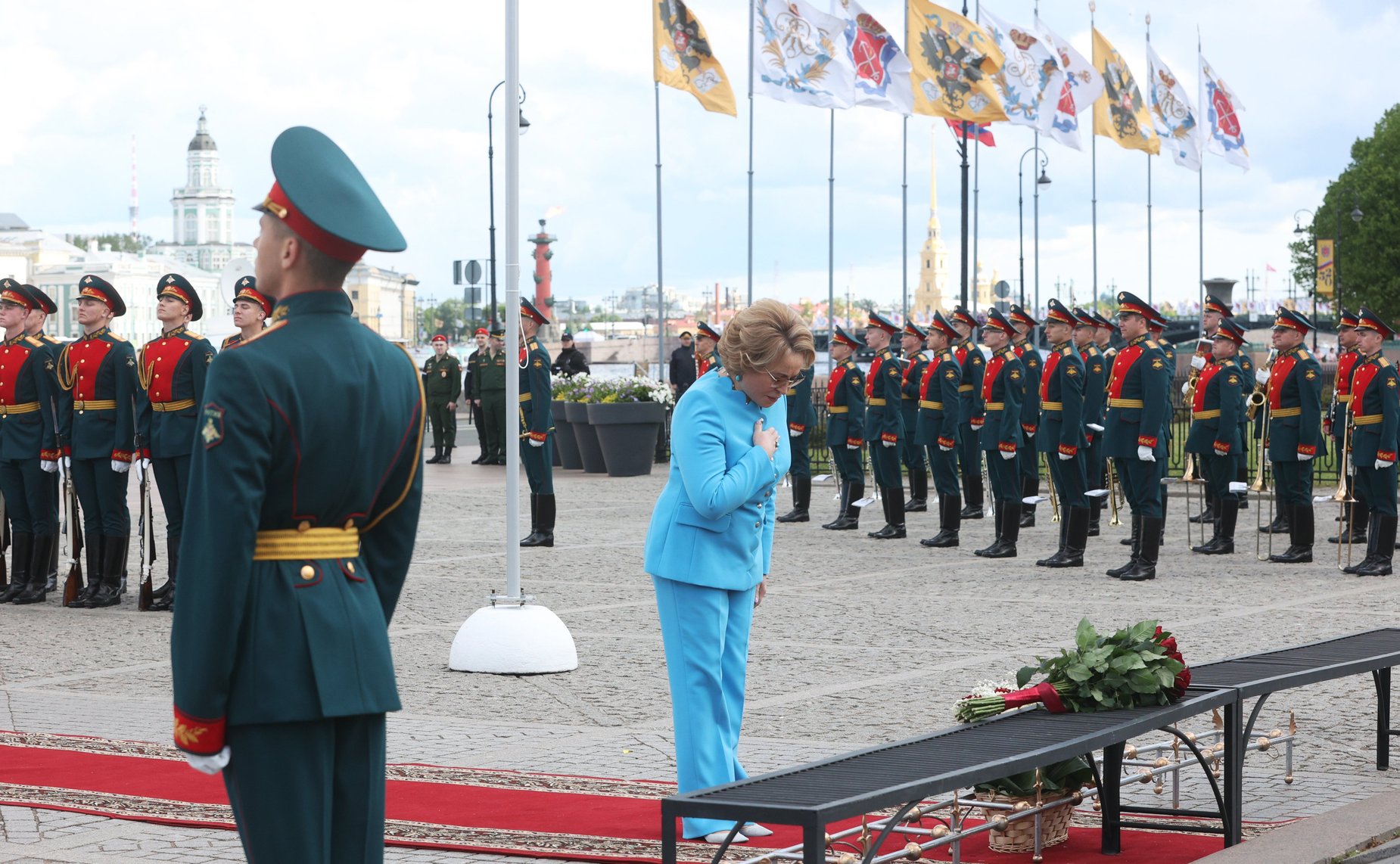 Валентина Матвиенко приняла участие в торжественных мероприятиях в честь 320-летия Санкт-Петербурга